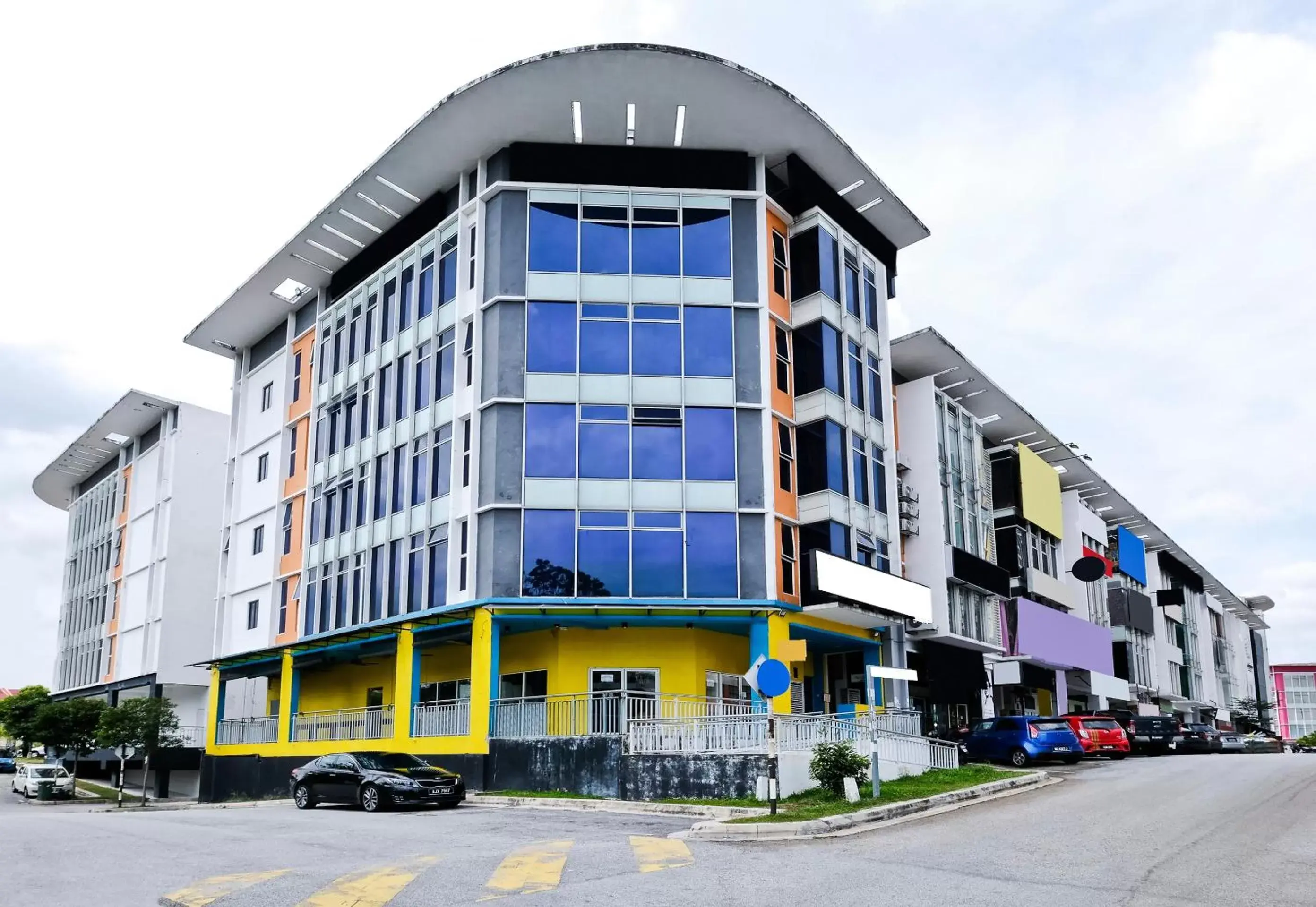 OYO 714 Arina Hotel OYO 714 Arina Hotel