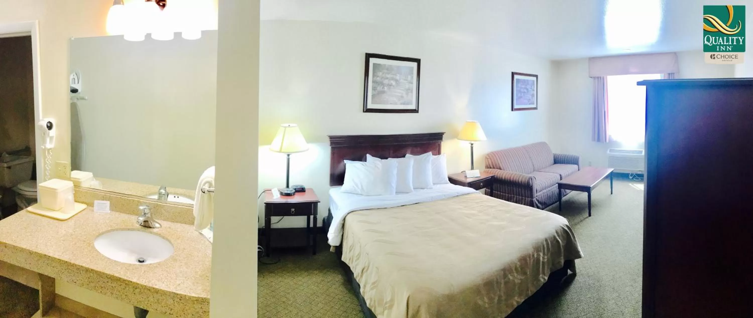 King Suite - Non-Smoking in Quality Inn Price Gateway to Moab National Parks