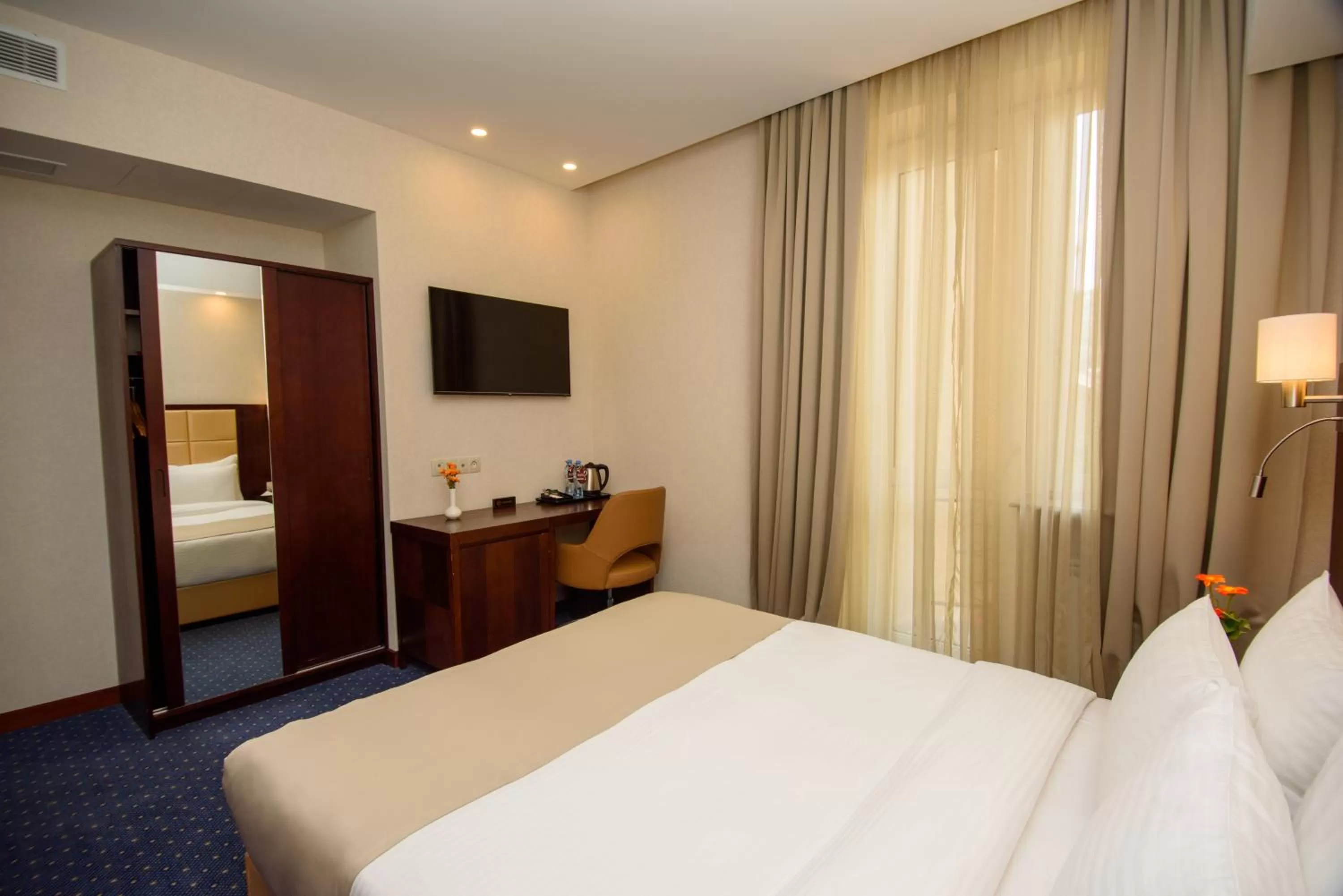 Standard Double Room in KMM Hotel