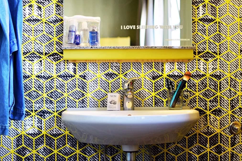 Quadruple Room with Shared Bathroom in Amstel House Hostel