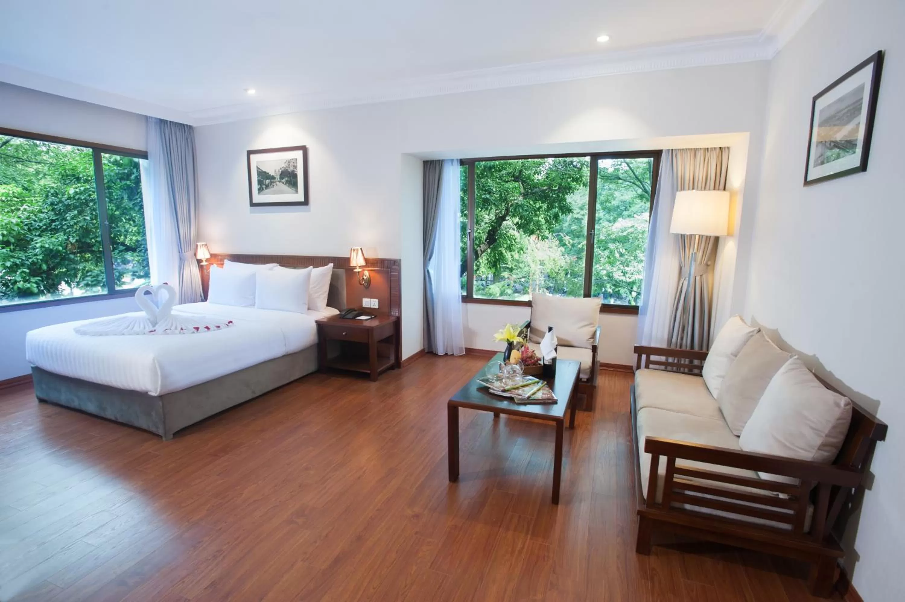 Junior Suite with Park View in Mon Regency Hotel