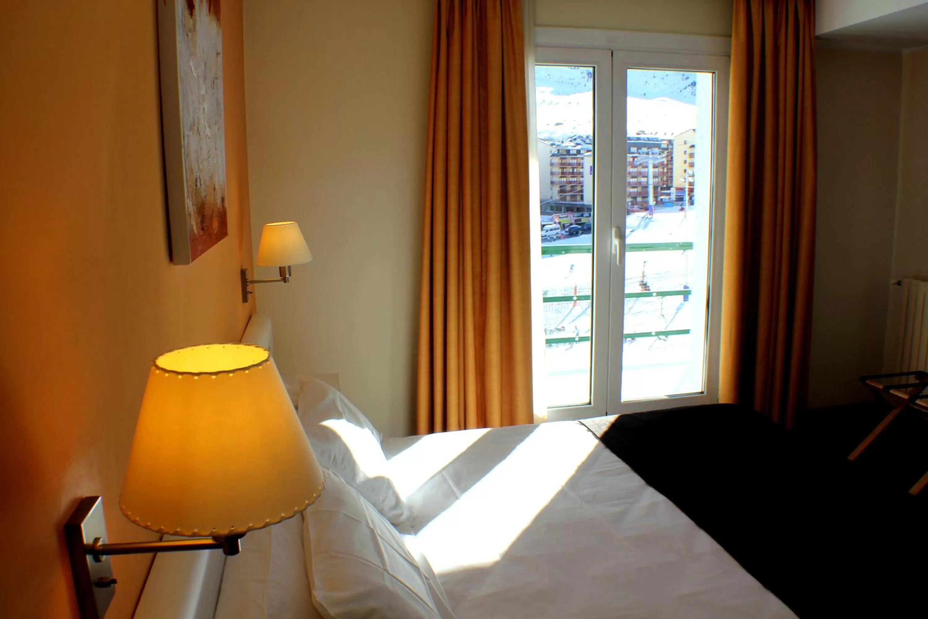 Double or Twin Room with View in Hotel Kandahar