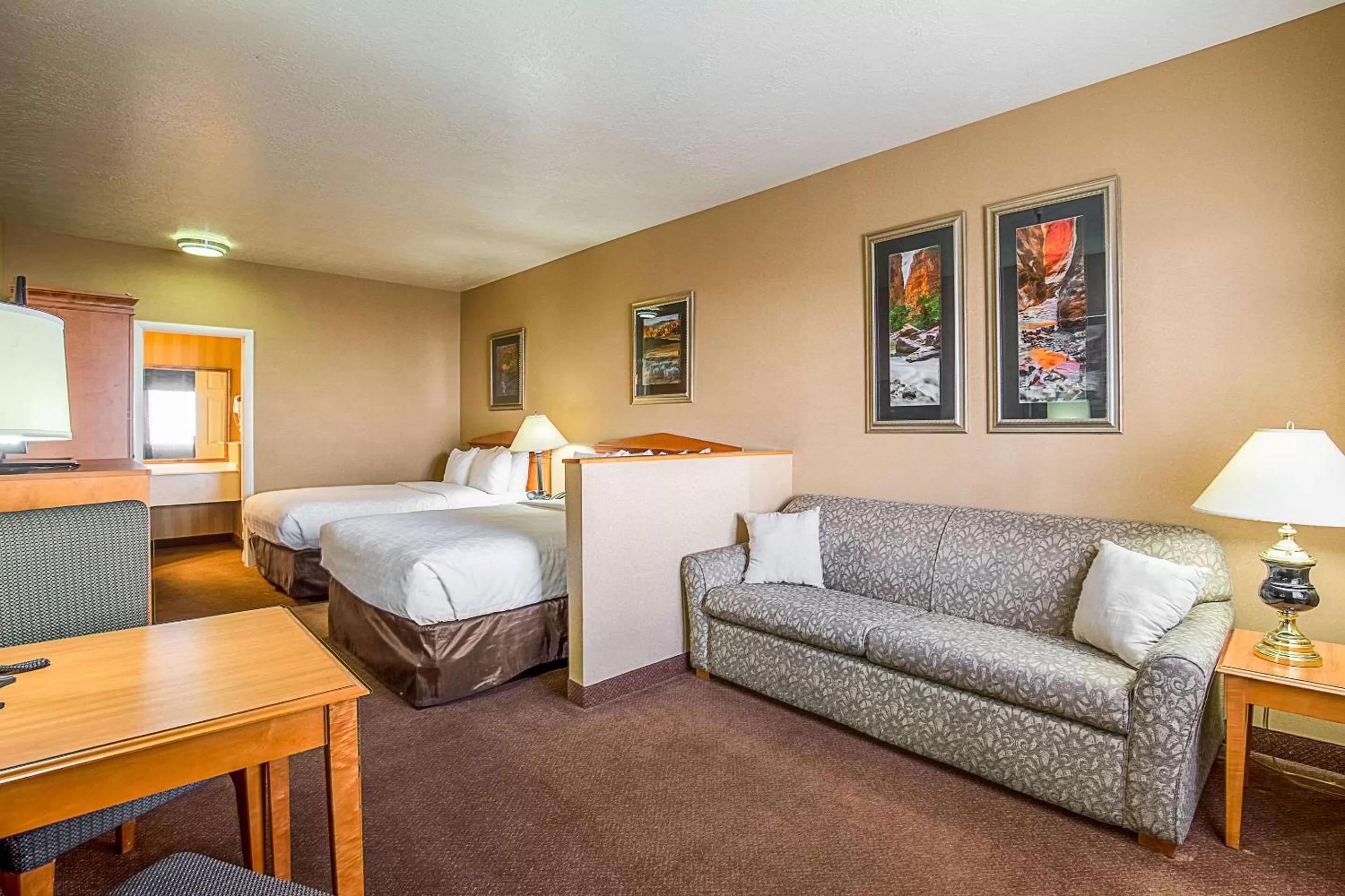 Queen Suite with Two Queen Beds and Sofa Bed - Non-Smoking in Clarion Suites St George - Convention Center Area