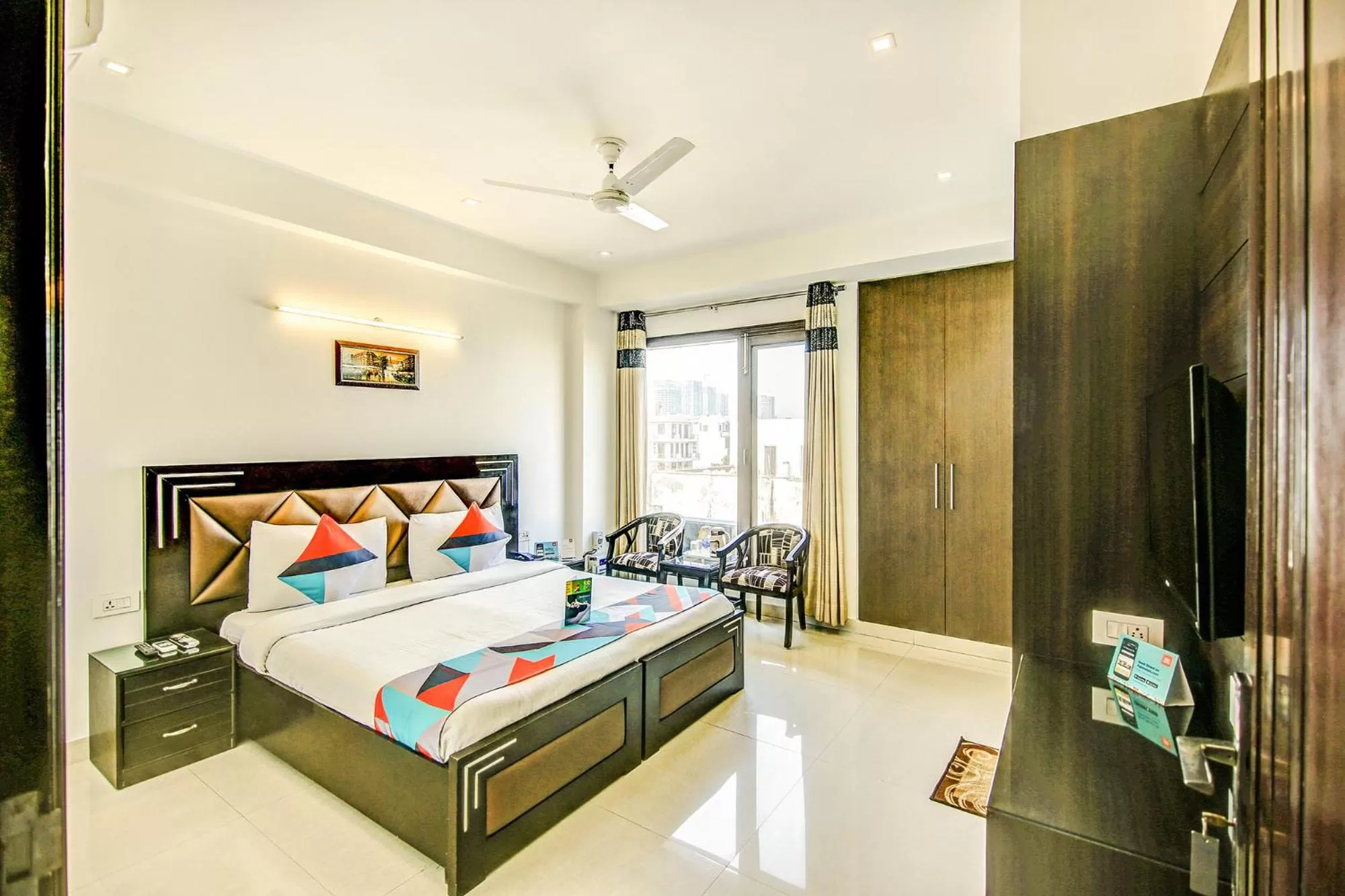 Deluxe Room - single occupancy in Via Hemkunt Residency