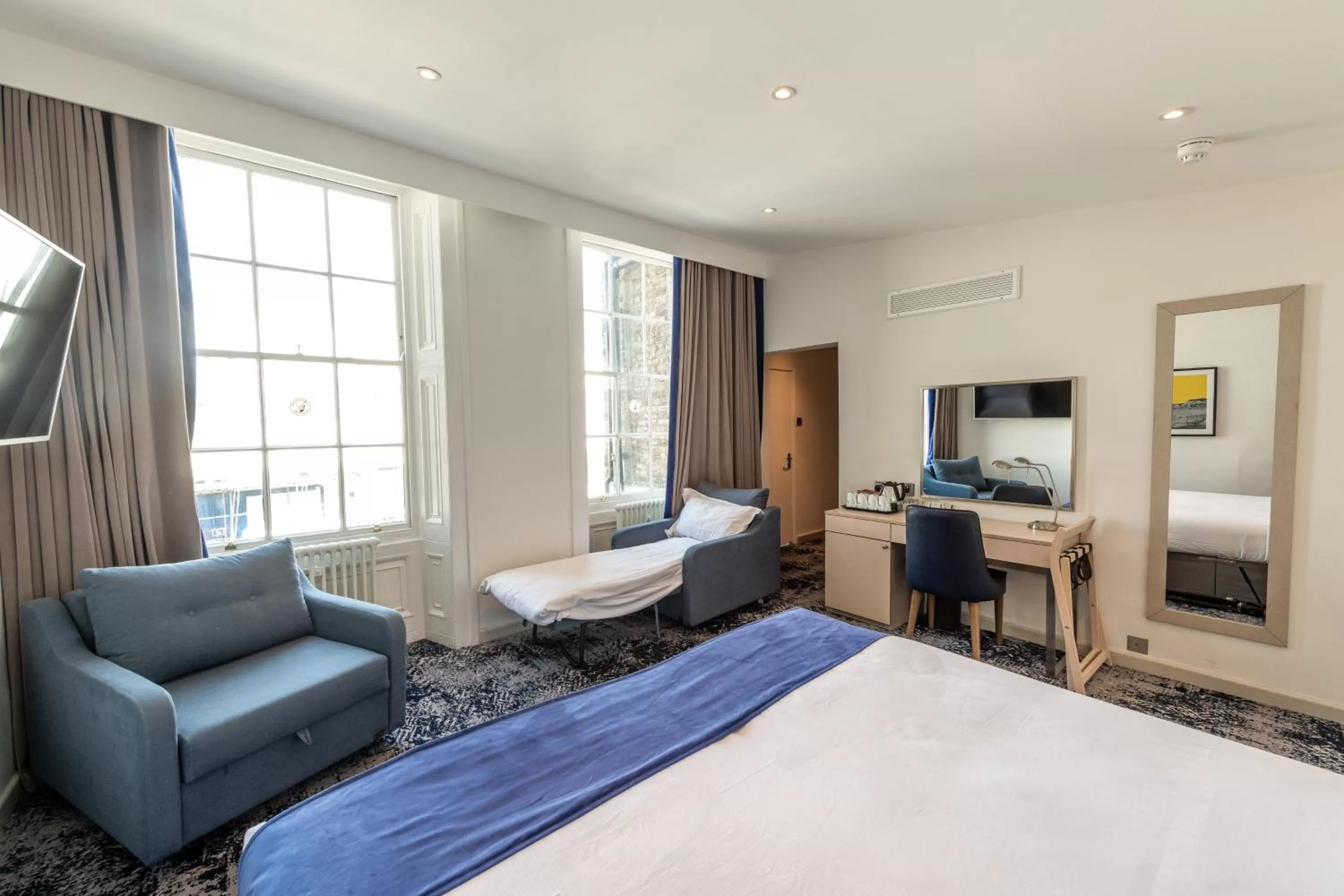 Bedroom, Bed in Best Western Premier Dover Marina Hotel & Spa