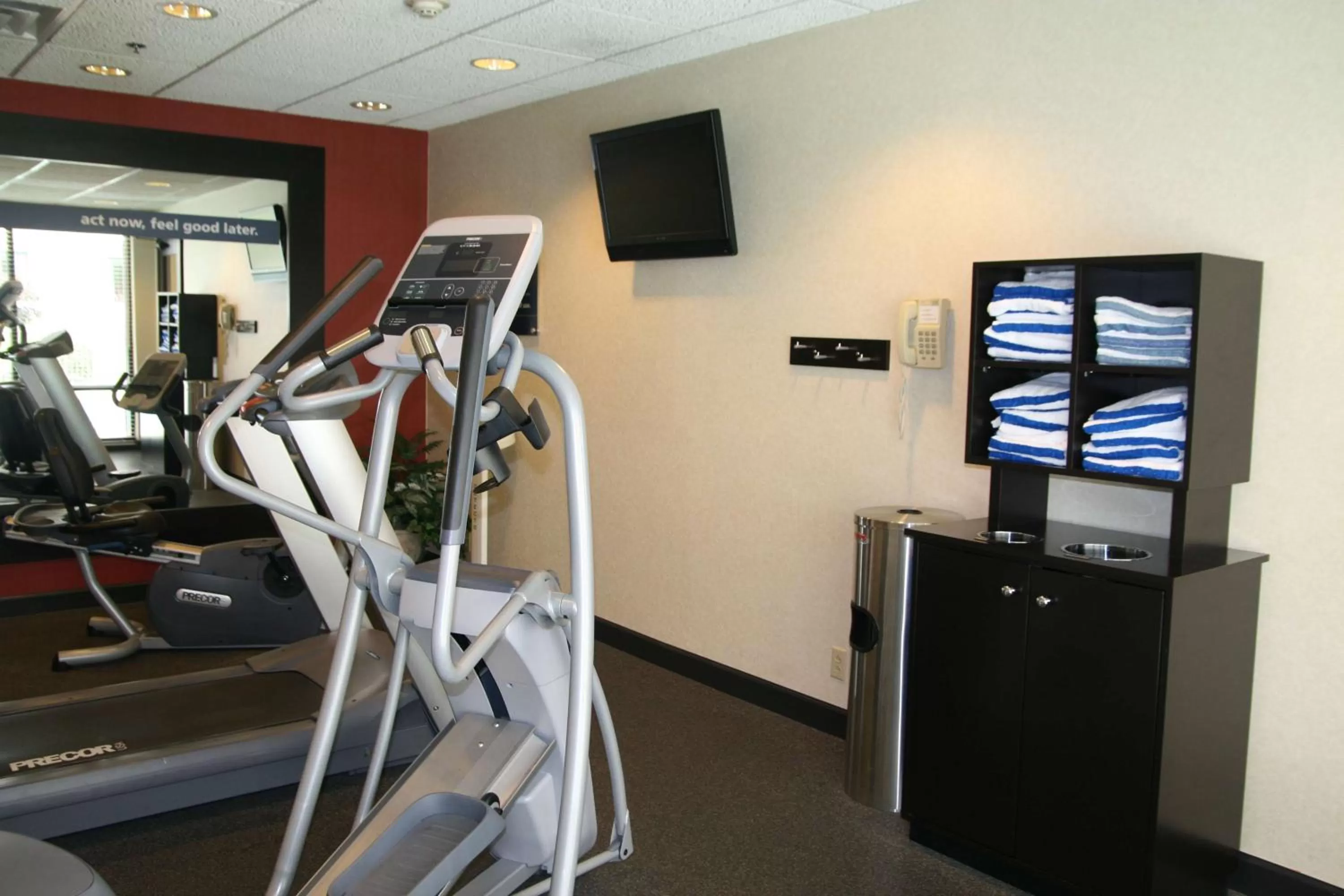 King Study with Sofa Bed - Non-Smoking  in Hampton Inn Somerset