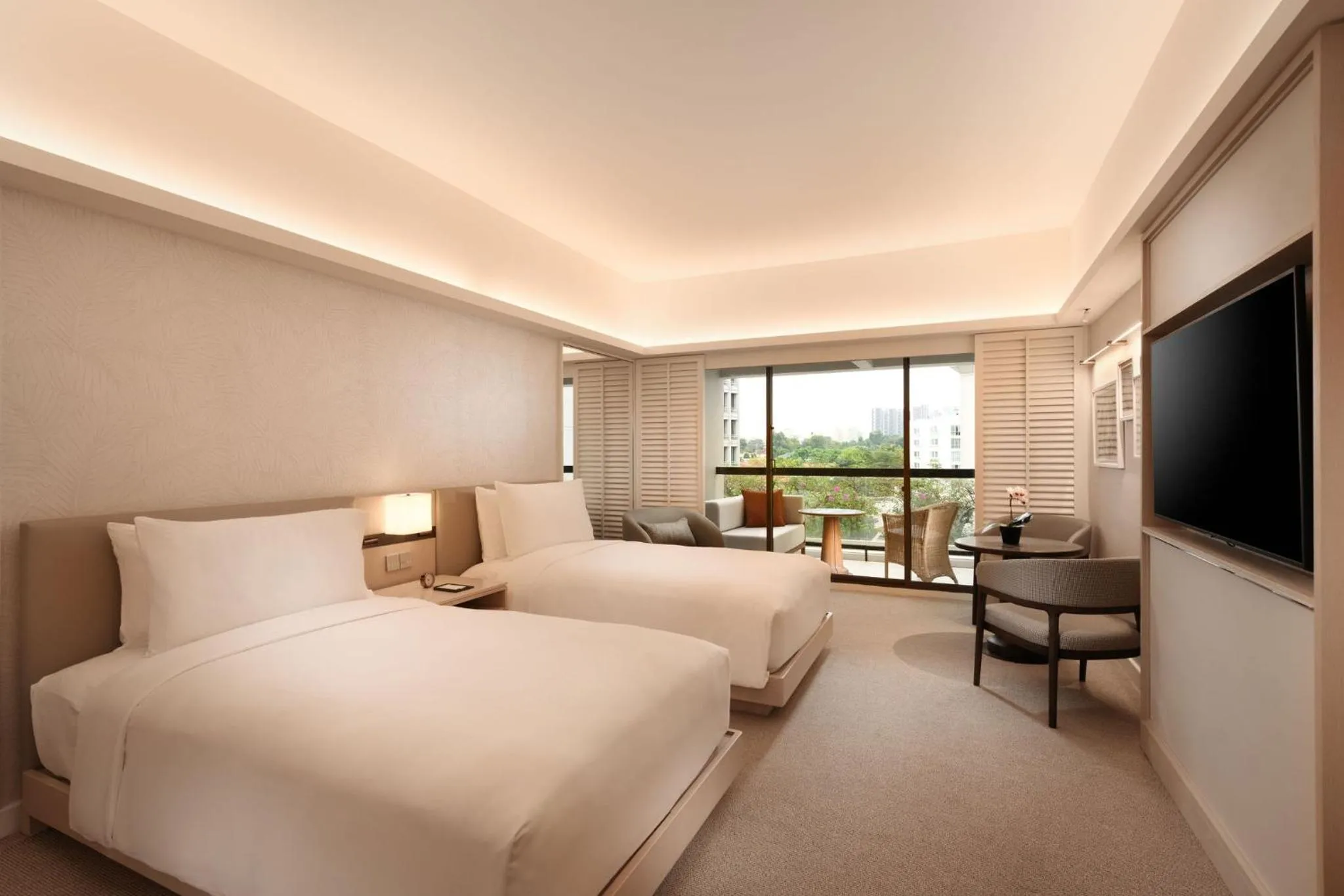 Twin Executive Balcony Room in Conrad Singapore Orchard