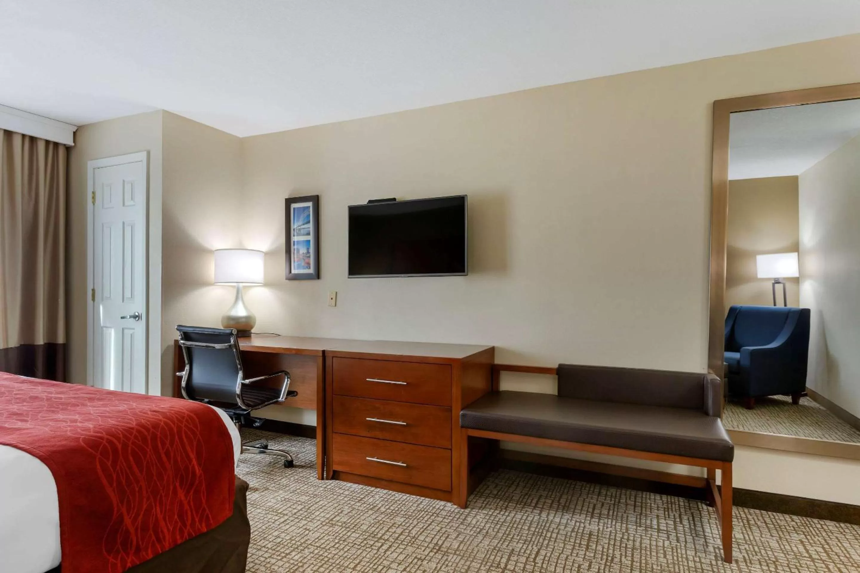 King Room - Accessible/Non-Smoking in Comfort Inn Marion - West Memphis