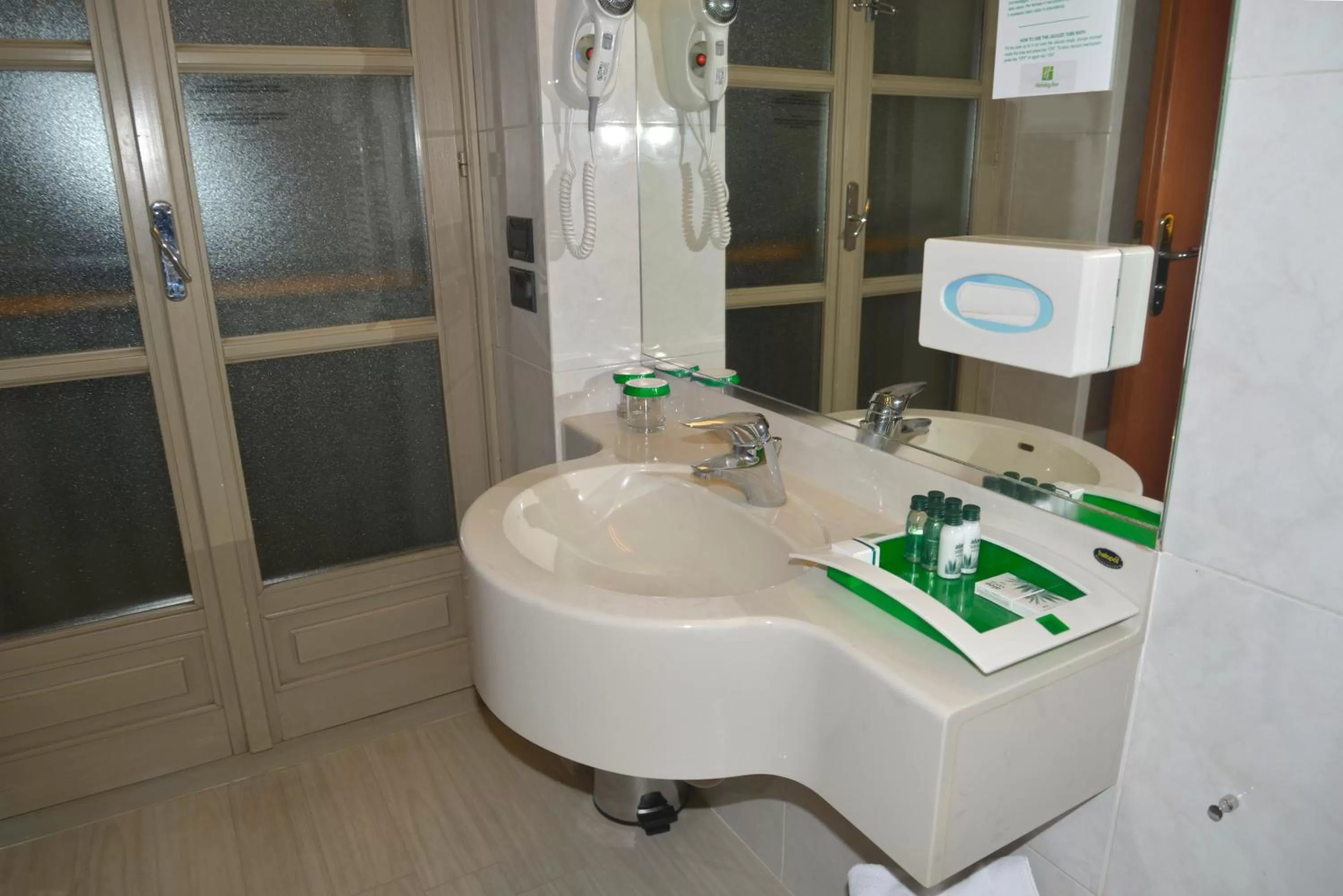 Double Room in Turin City Centre