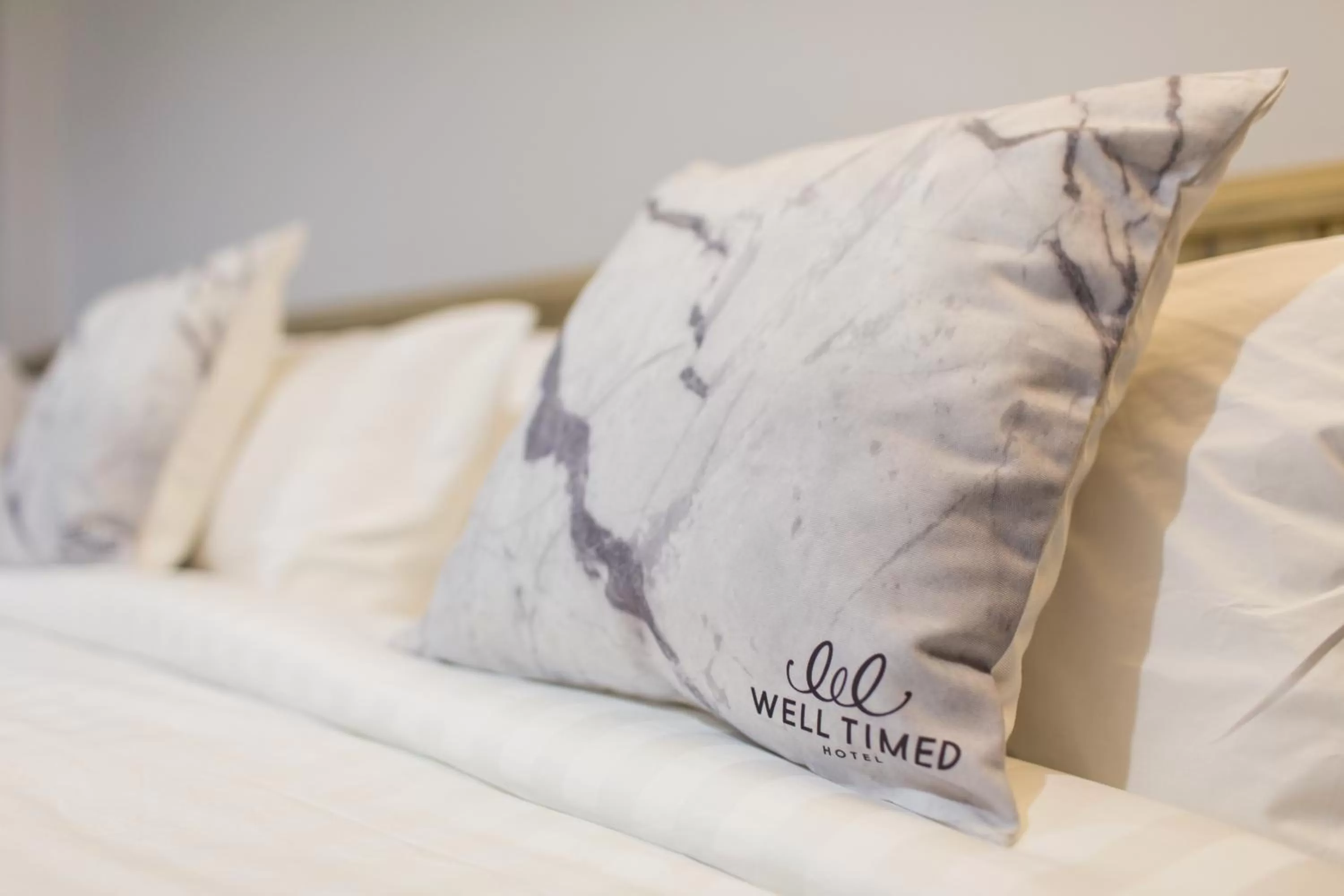 Superior Twin Room in Well Timed Hotel