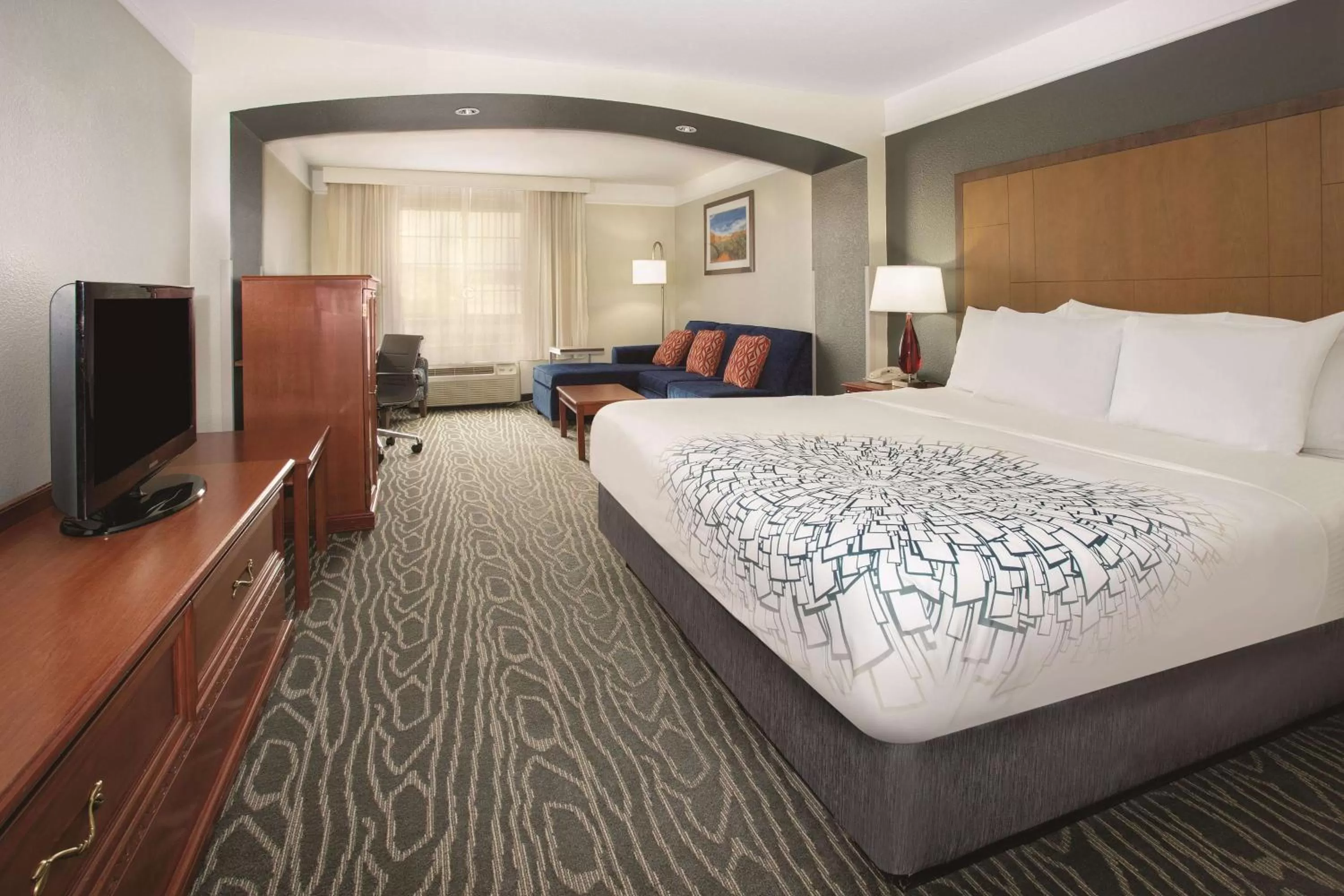 Deluxe King Room - Mobility Accessible/Non-Smoking in La Quinta by Wyndham Gallup