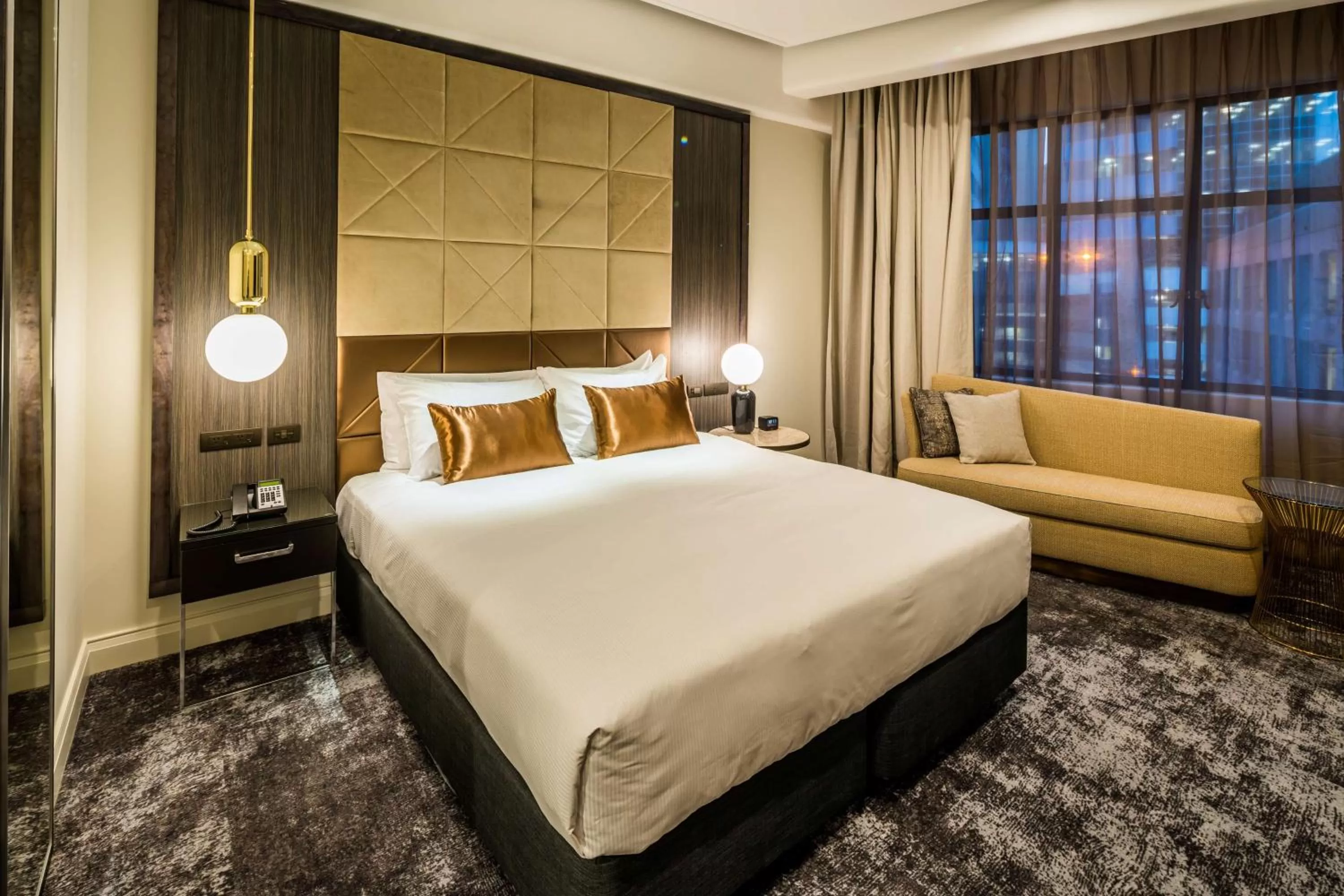 Superior King Room in Doubletree By Hilton Wellington