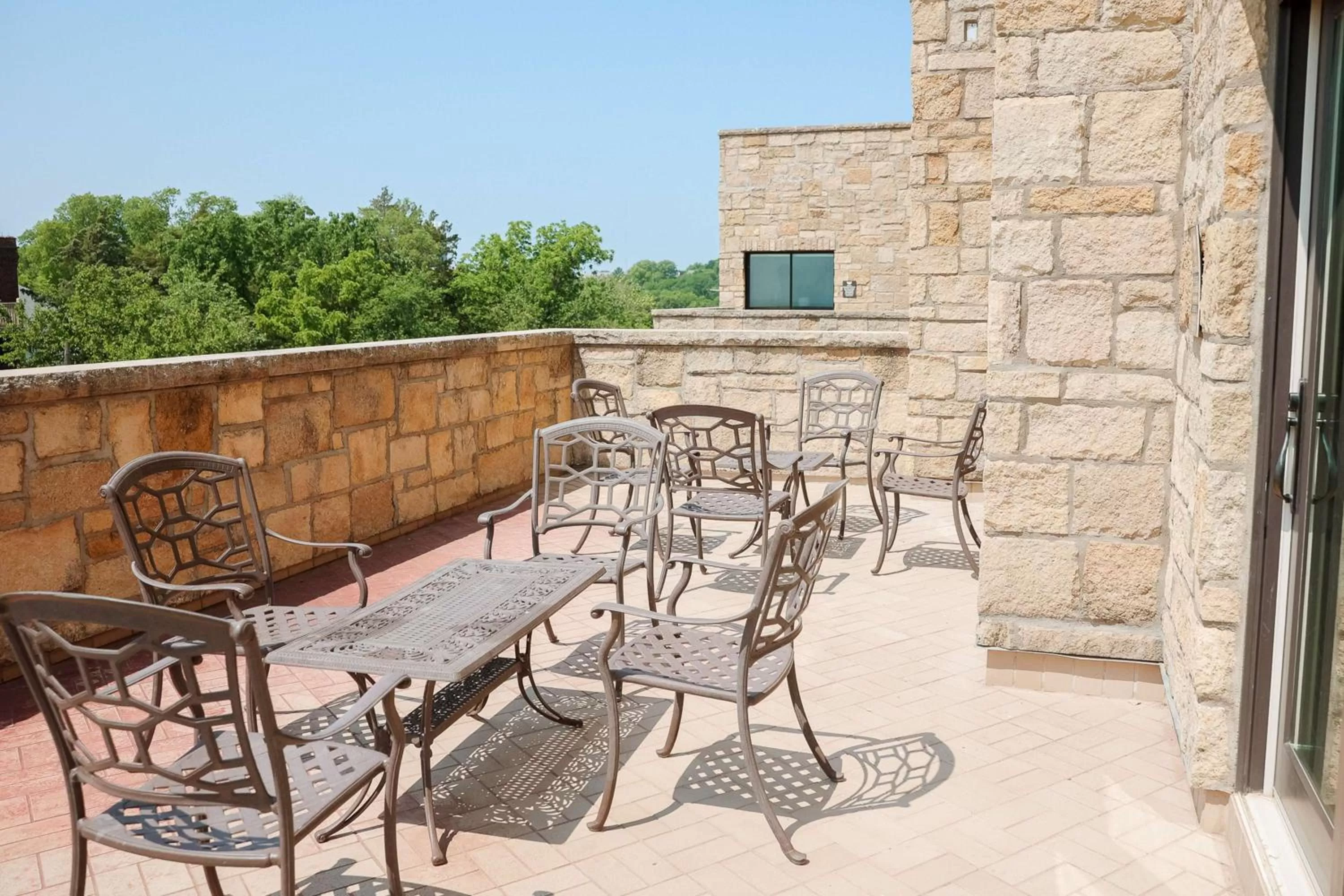 King Room with Terrace in The Oread Lawrence, Tapestry Collection by Hilton