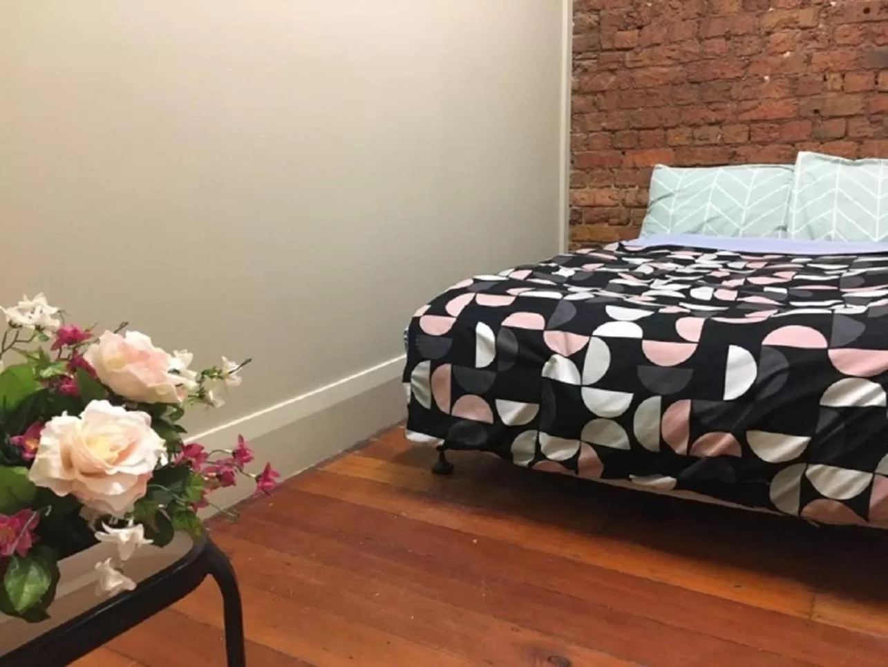 Standard Single Room in Surf 'N' Snow Backpackers Across Sky Tower