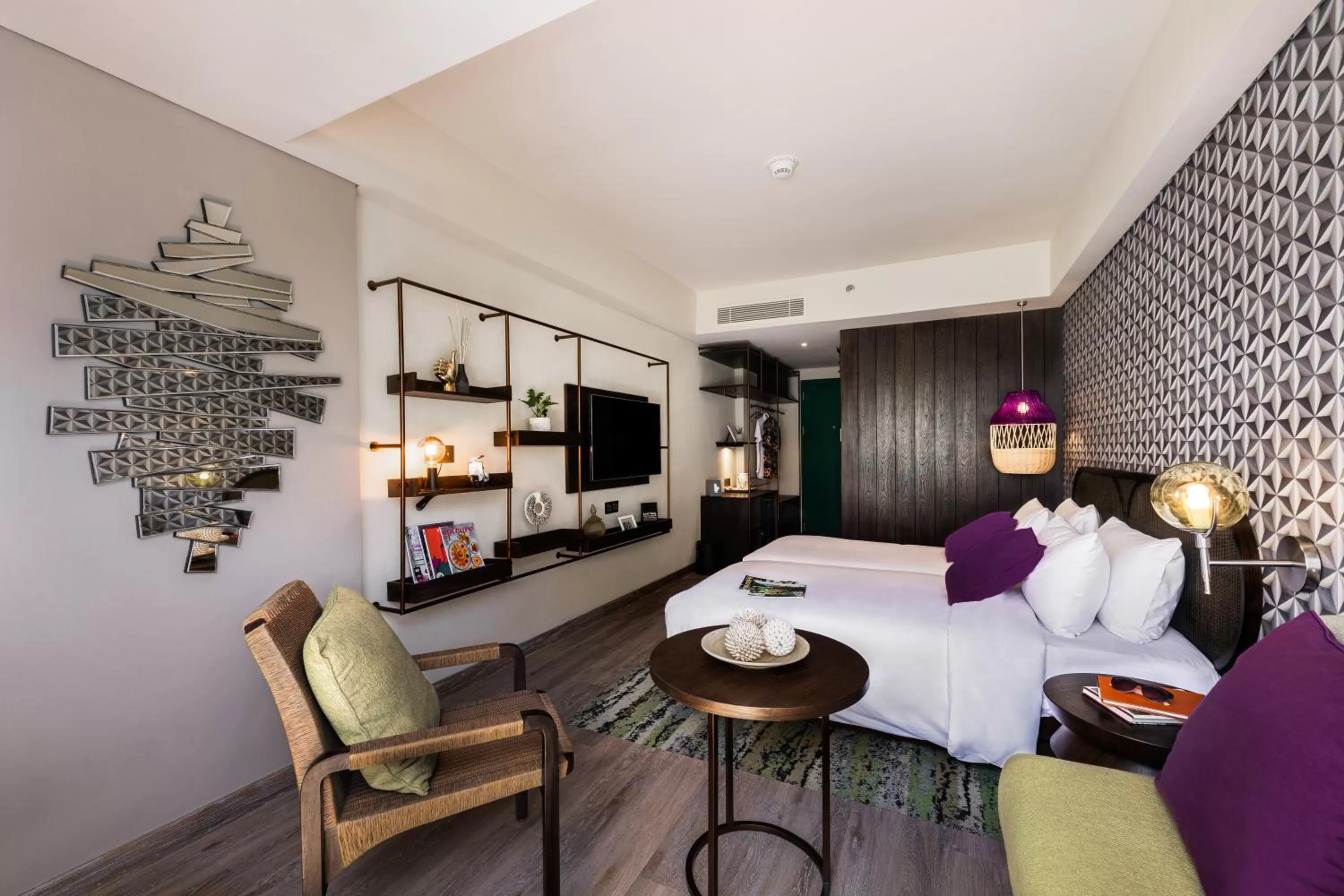 Summer Garden - Twin Room with Terrace and Free Benefit in MAMAKA by Ovolo