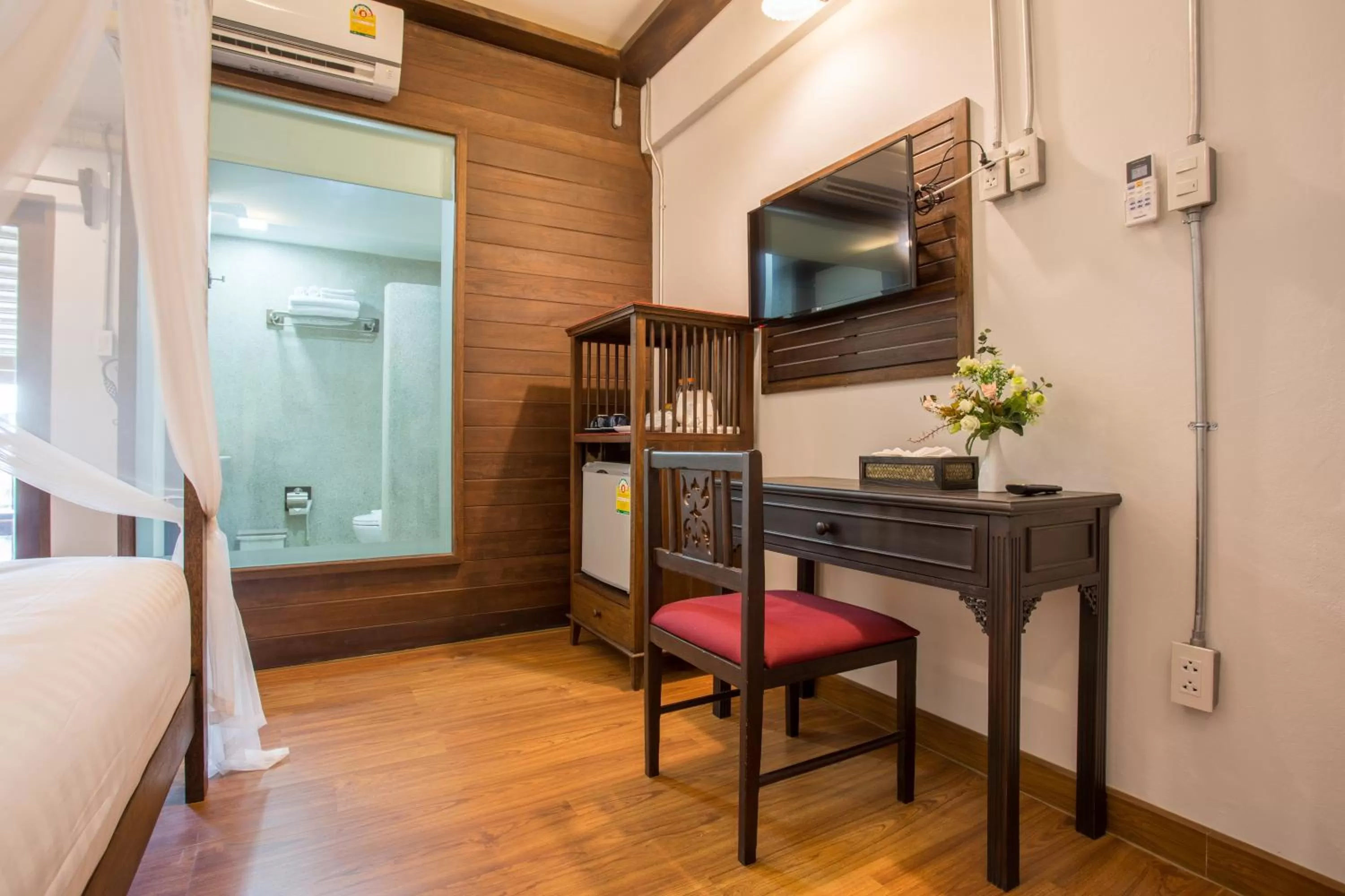 Superior Double Room in Night Bazaar Inn