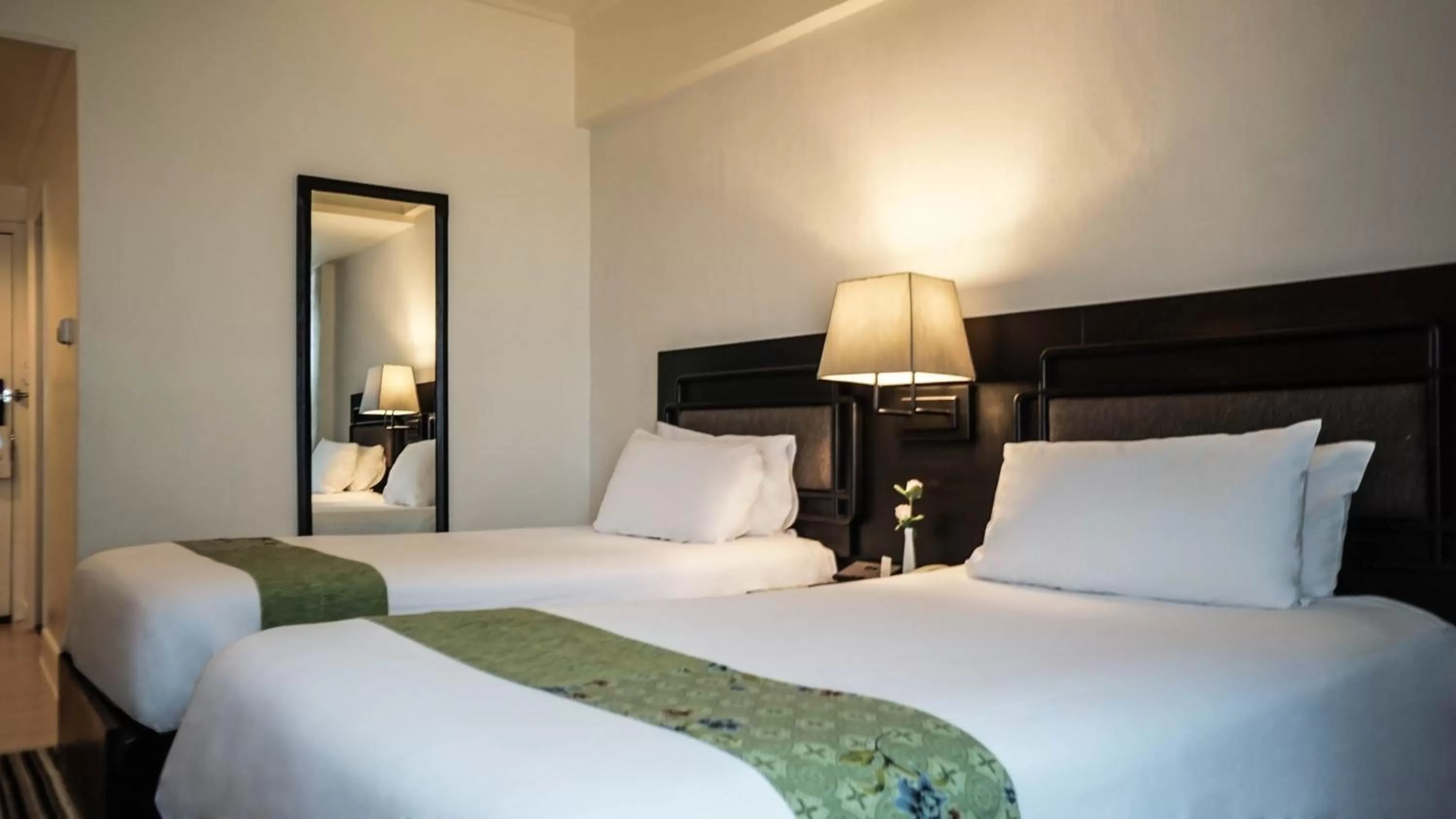 Premium Deluxe- Twin in Centara Hotel Hat Yai