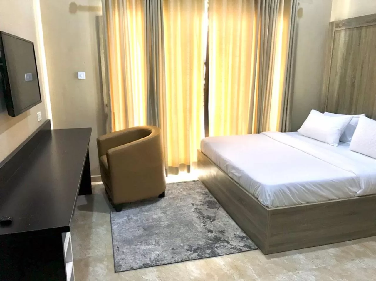 Two-Bedroom Apartment in Hotel Capitol