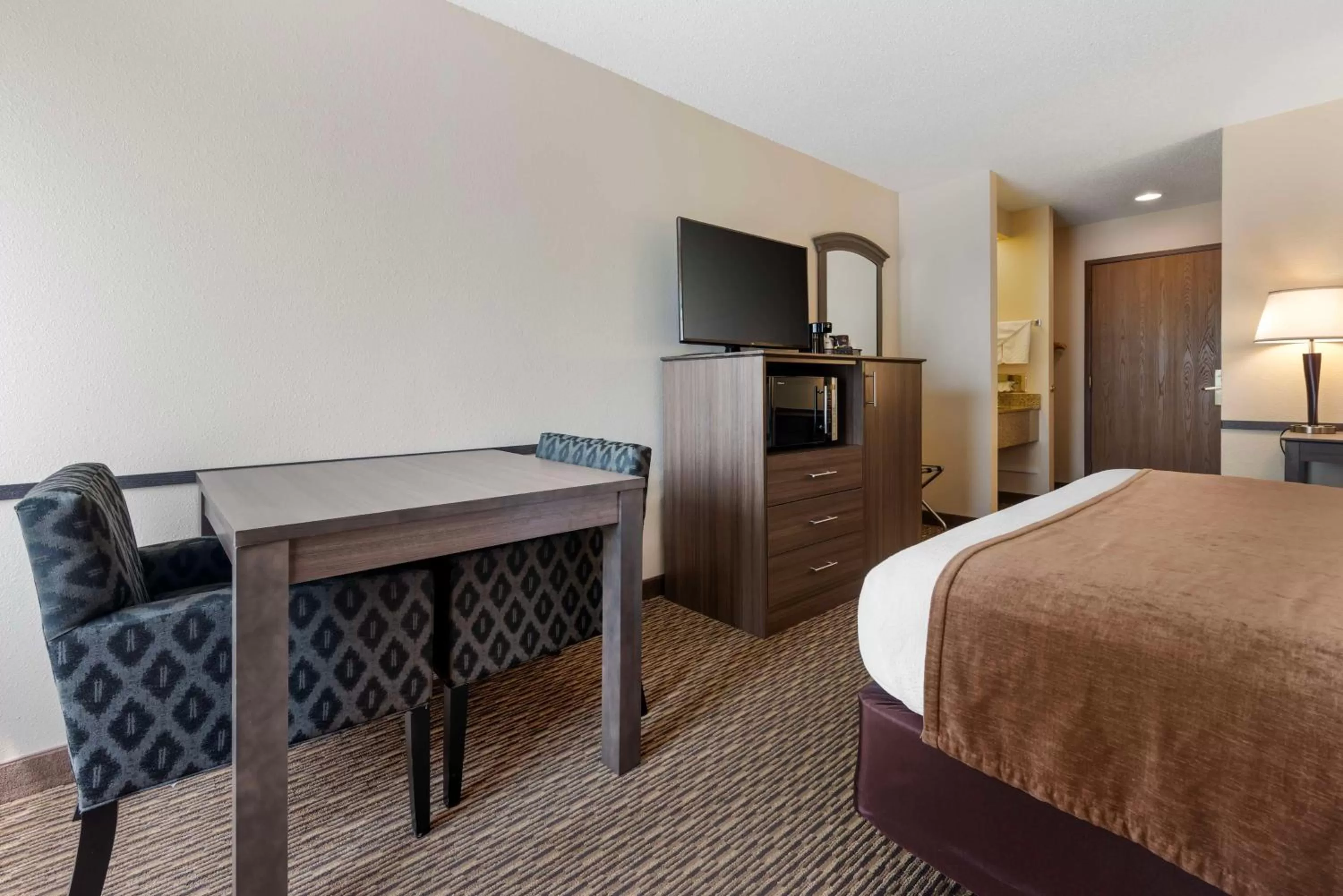 Executive King Room in Best Western Spooner Riverplace