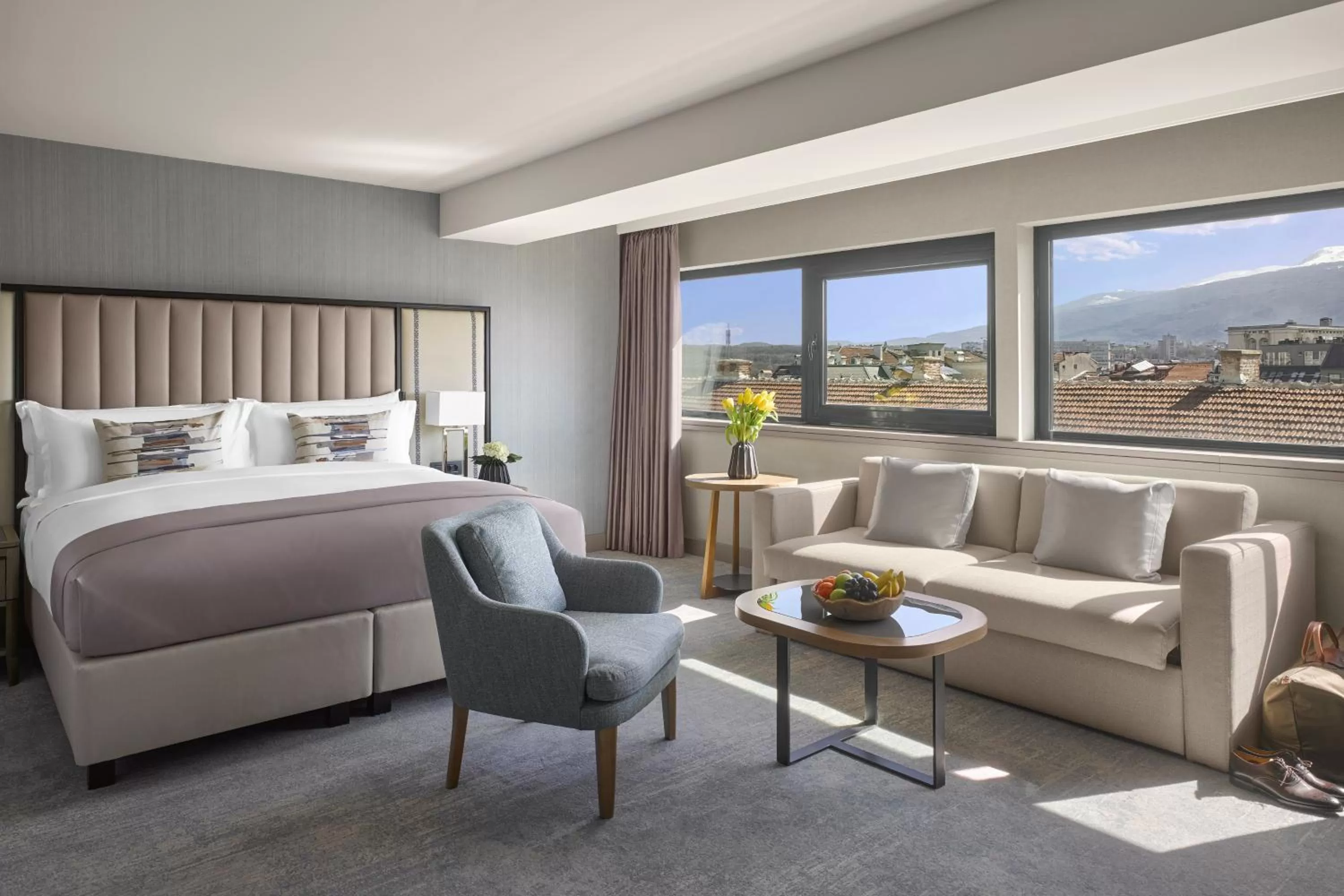 Family King Suite with Double Sofa Bed in InterContinental Sofia by IHG