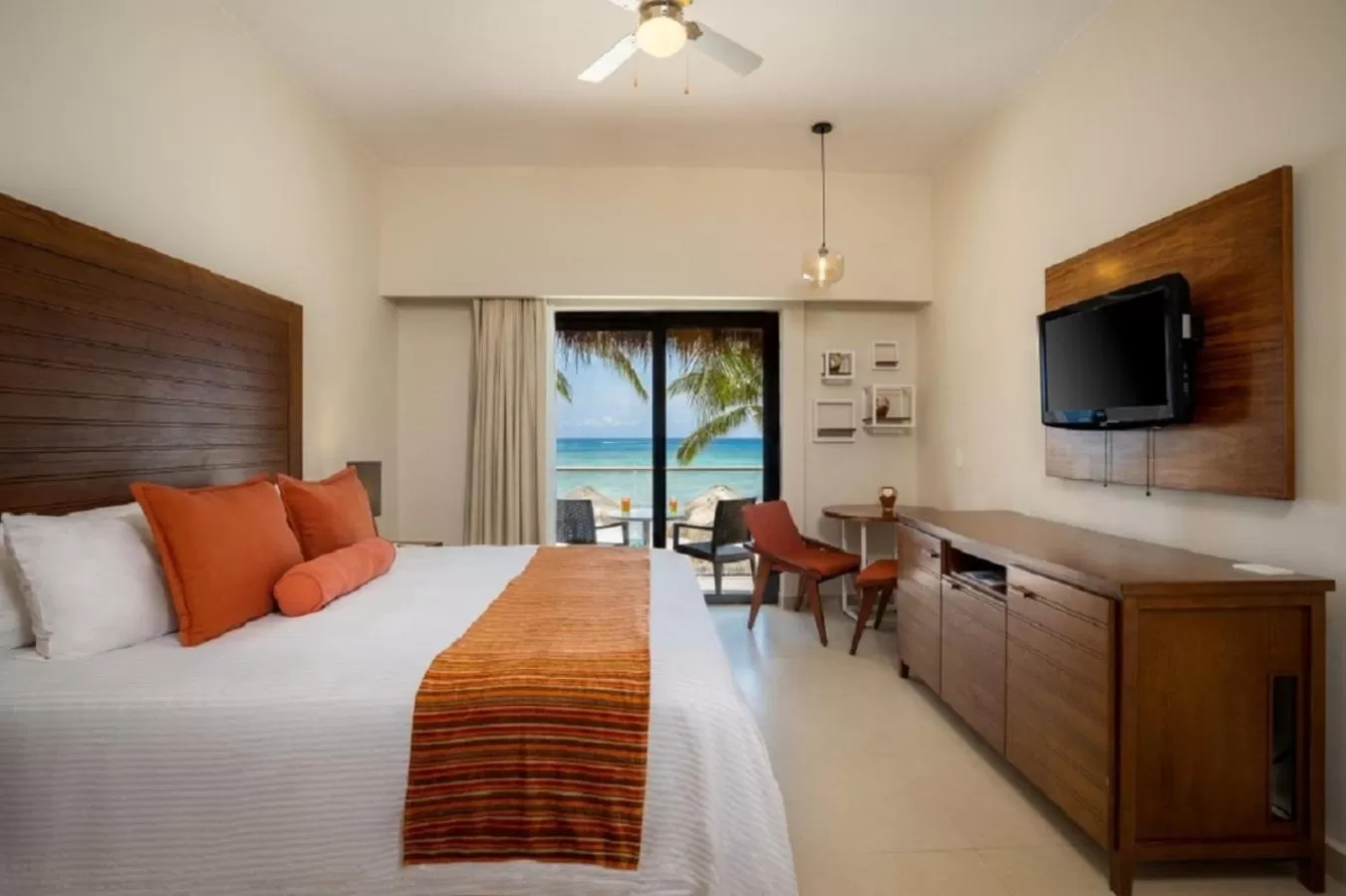 Deluxe Ocean View King in Sunscape Sabor Cozumel