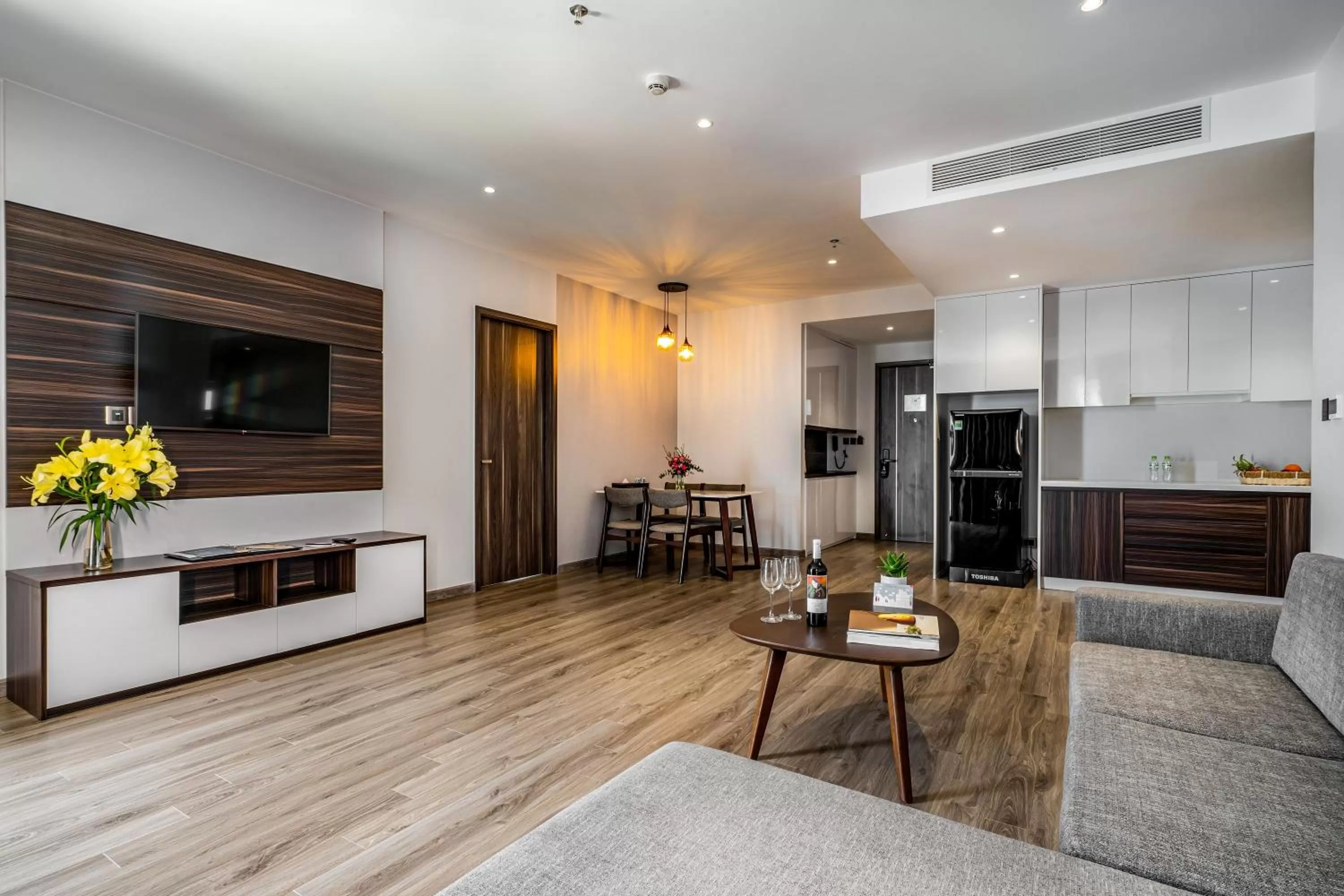 Premier Two-Bedrooms with City View  in The Cap Hotel