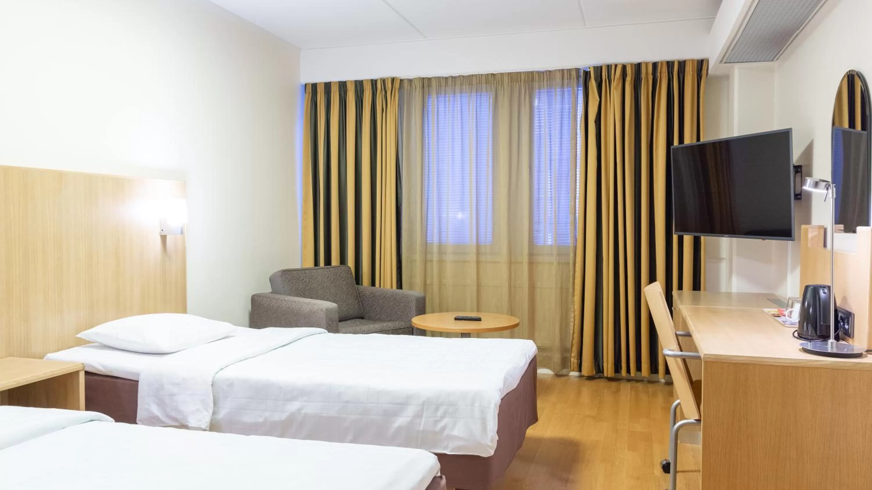 Comfort Twin Room - single occupancy in Torget Hotel