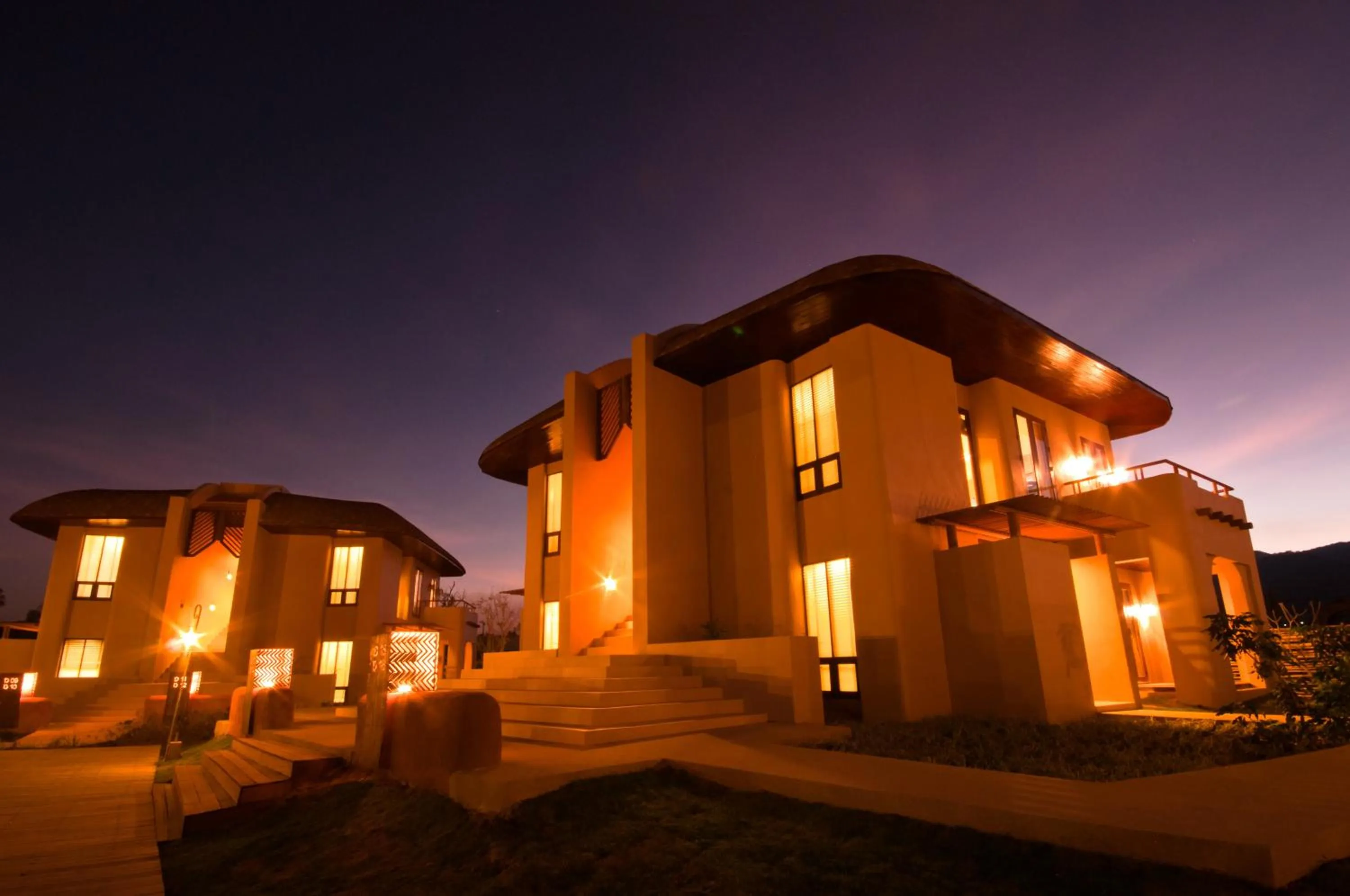 Deluxe Upper floor Room in Montis Resort