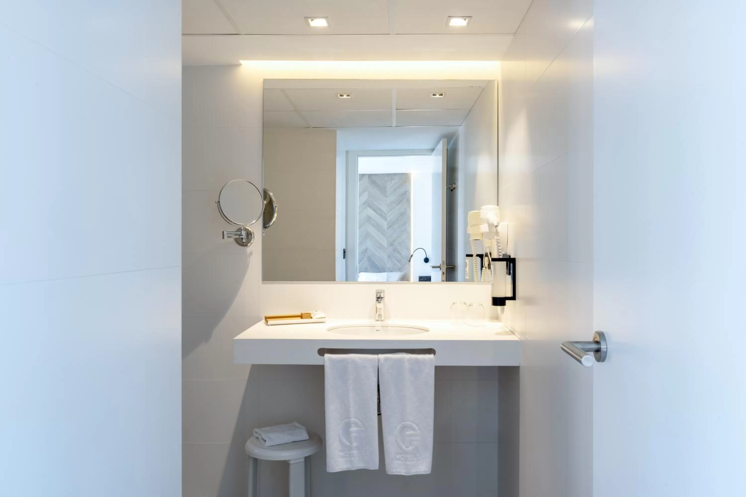 Classic Double Room with City View - single occupancy in Climia Belroy 4 Sup