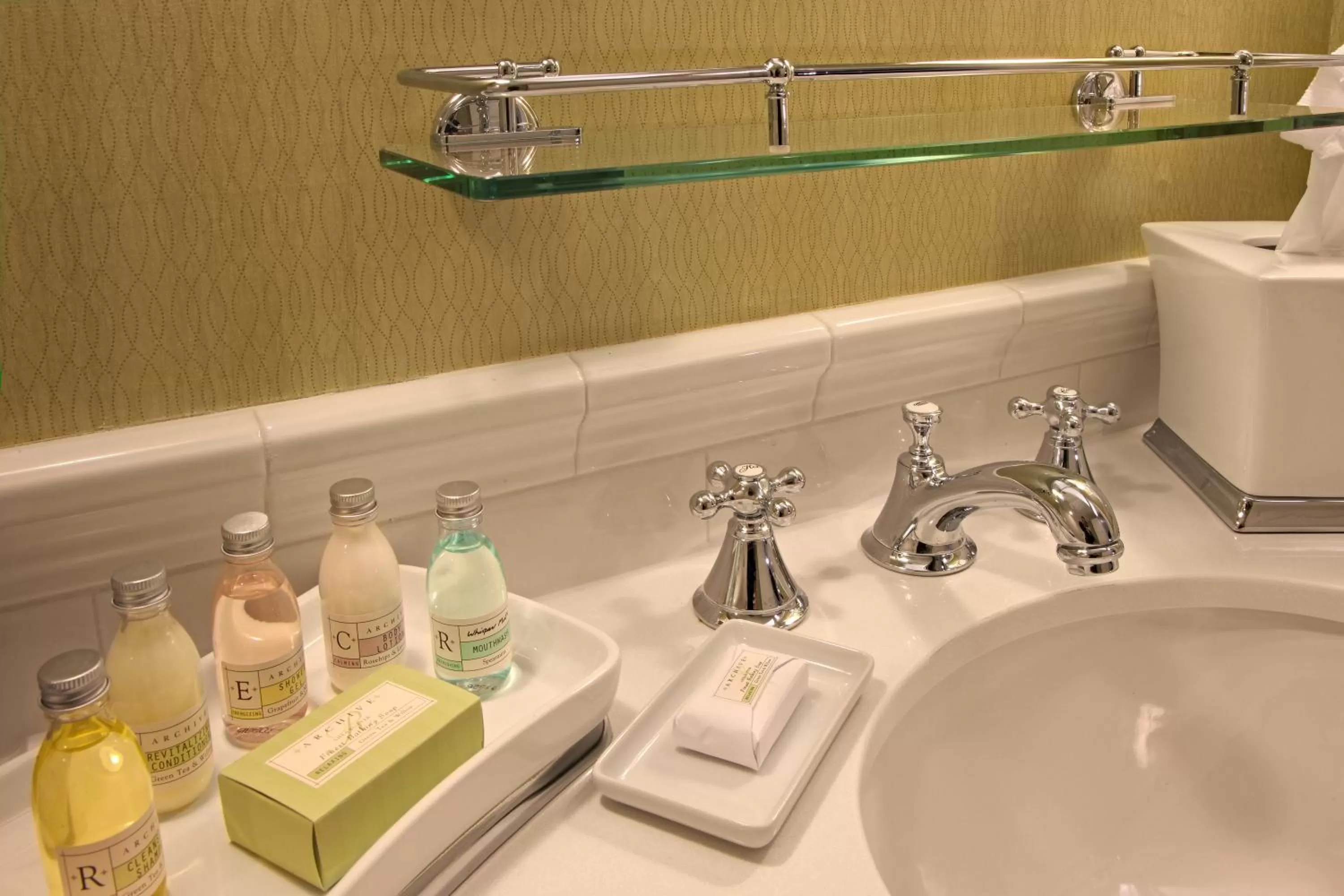 King Room in Inn on Boltwood