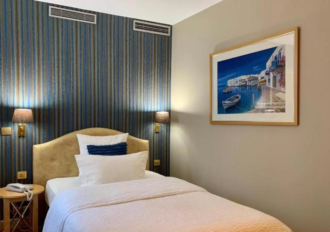 Single Room in Hôtel Central Saint Germain