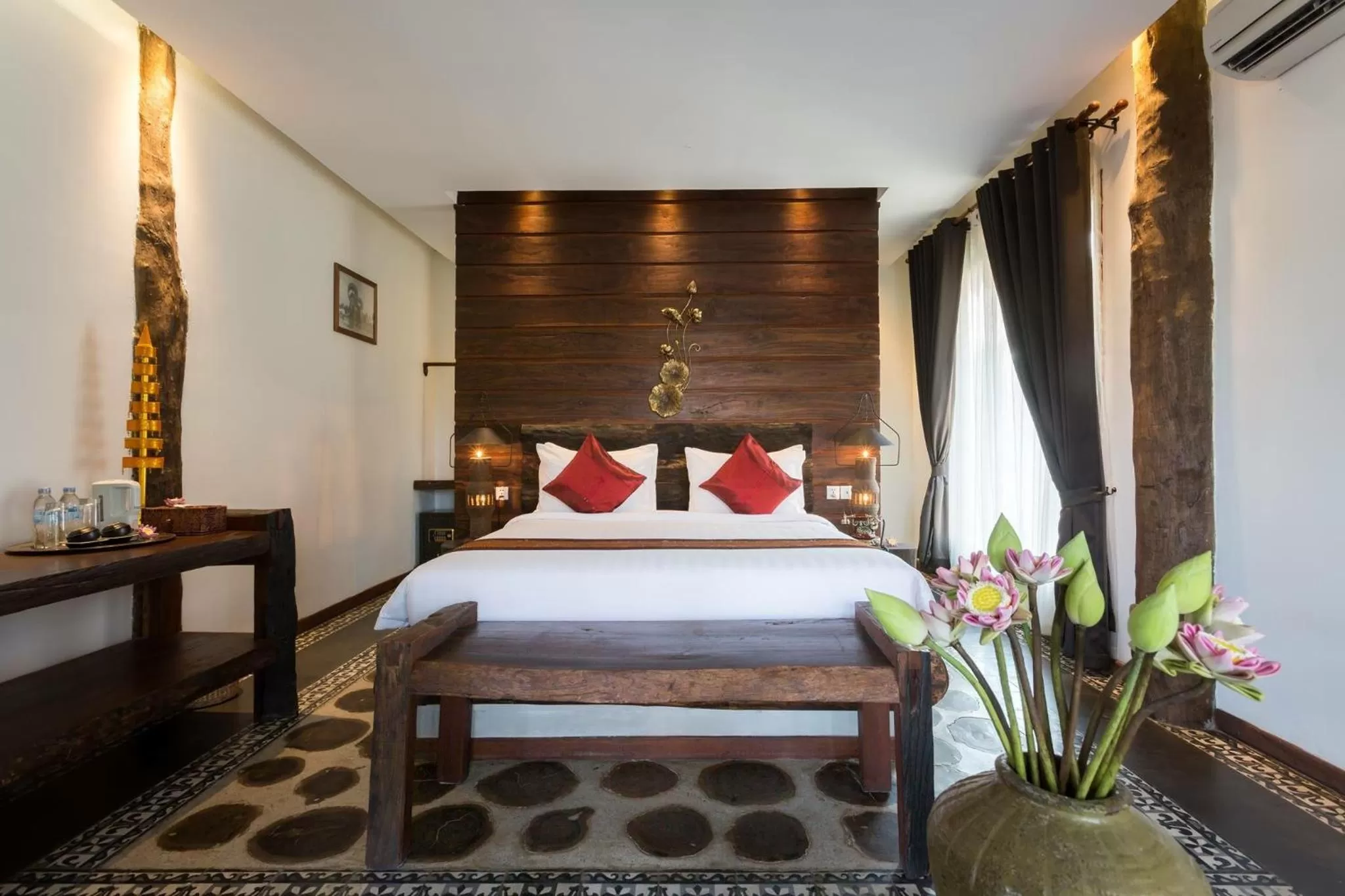 Premier Deluxe Double Room with Balcony in Java Wooden Villa & Residence