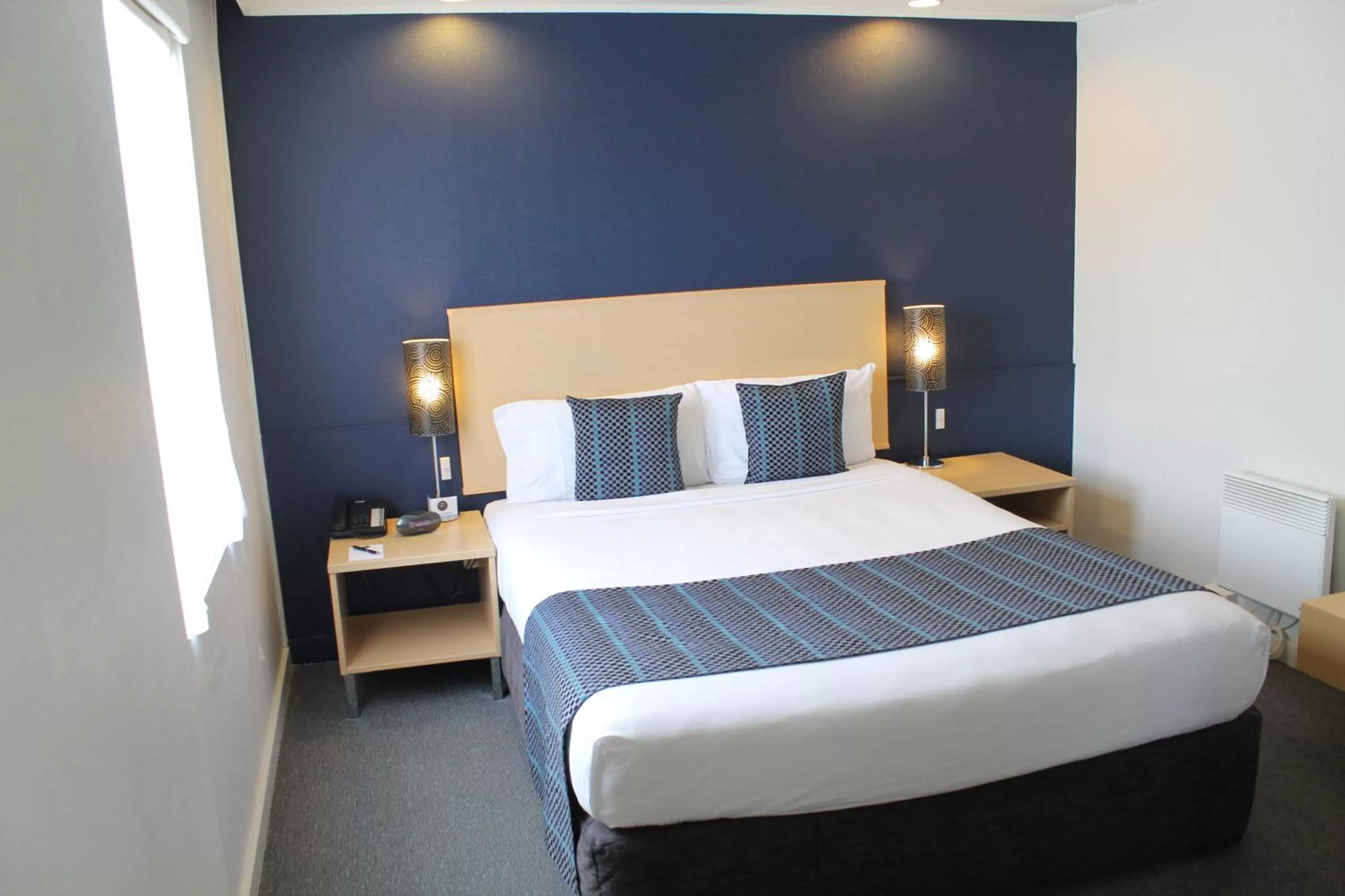 Bedroom, Bed in Willis Wellington Hotel