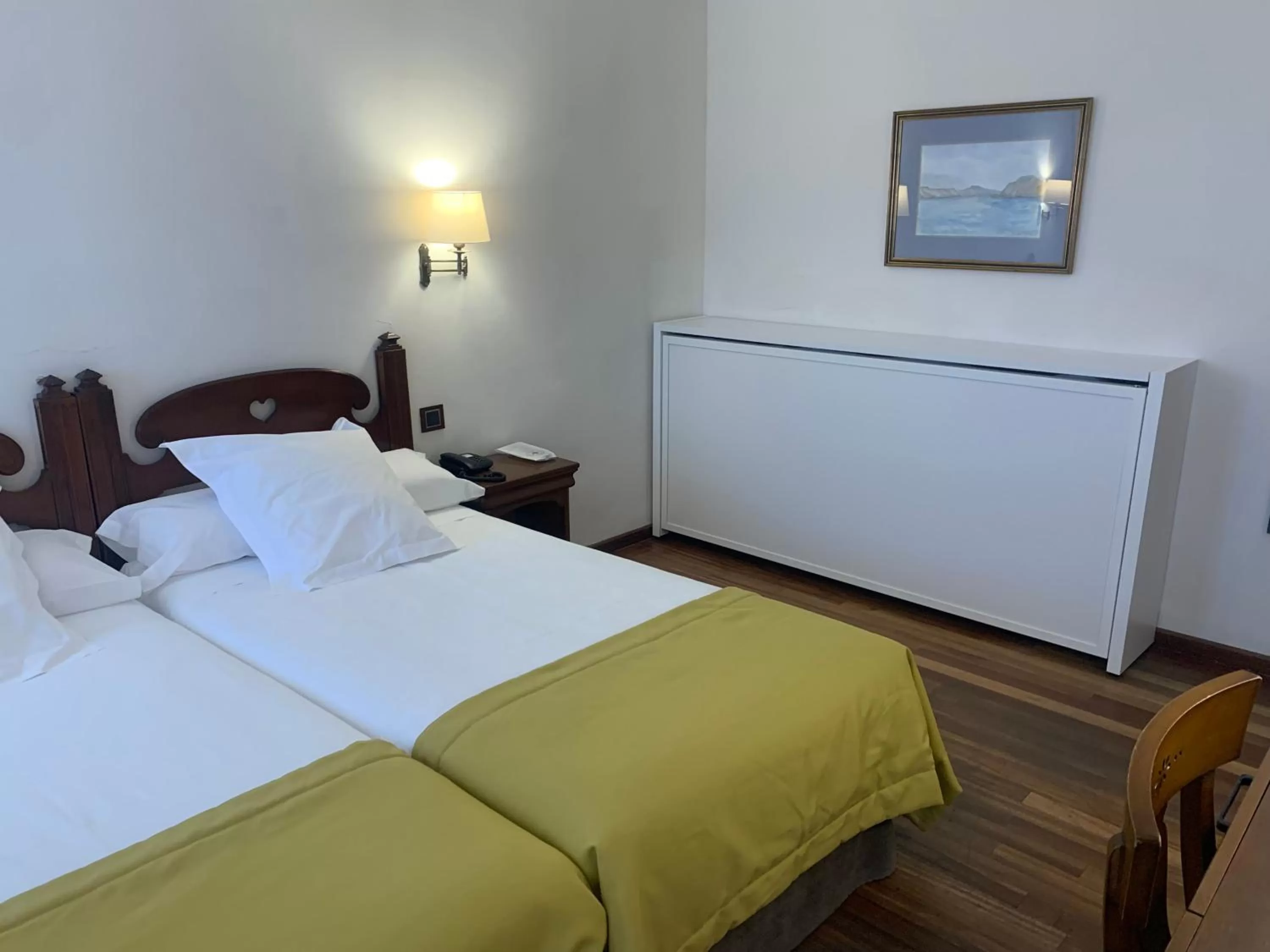 Standard Double Room (2 Adults + 1 Child) in Parador de Las Cañadas del Teide