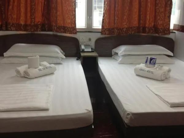 Deluxe King Suite in Woodstock Hostel