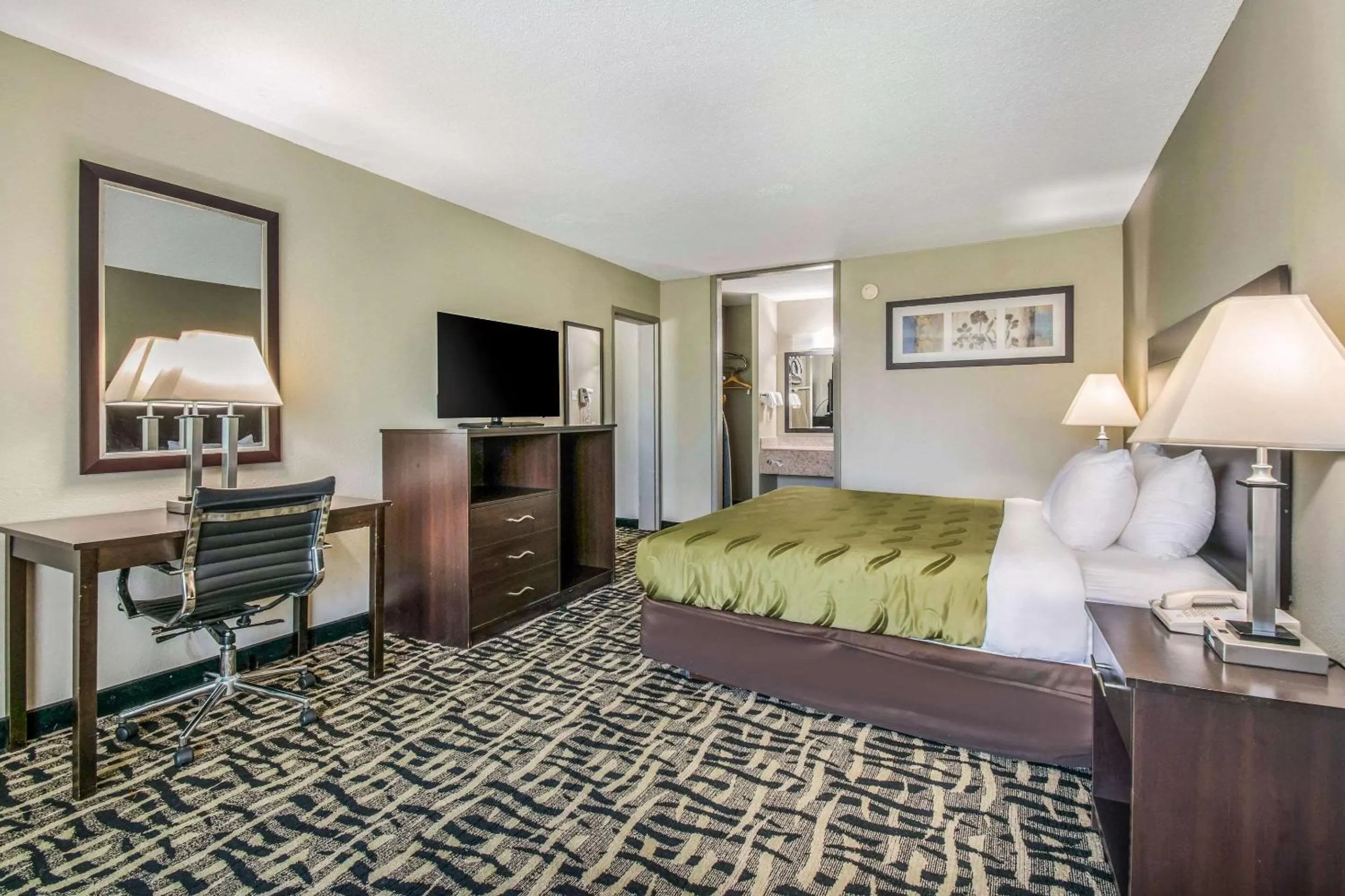 Photo of the whole room in Quality Inn & Suites York East