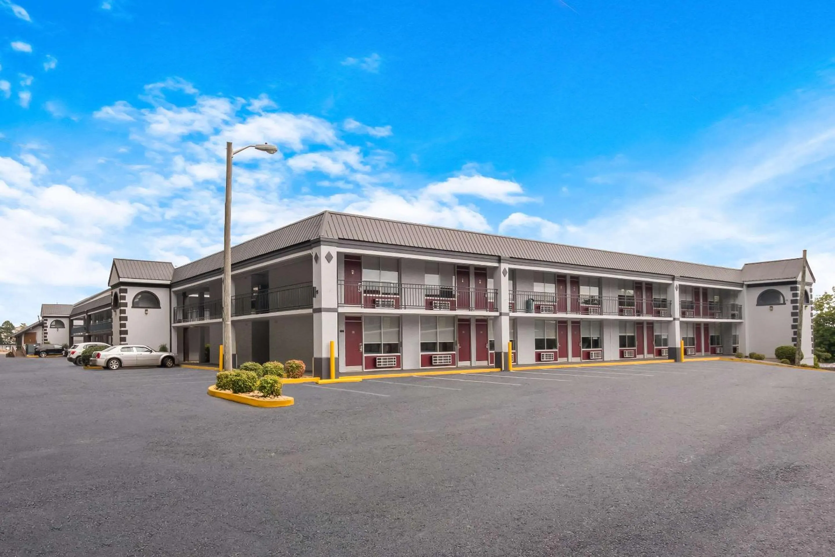 Property building in Suburban Studios Cleveland Central