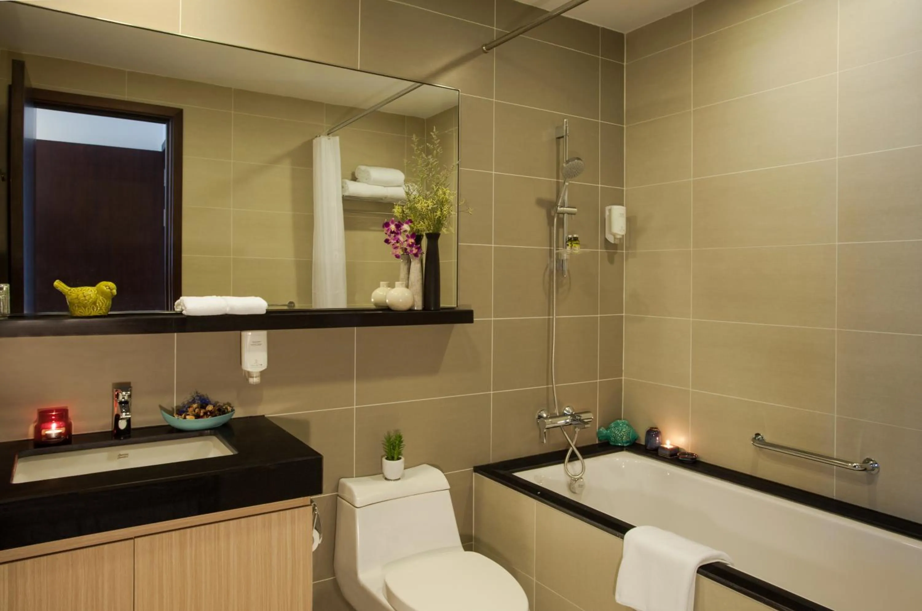 Premier Two-Bedroom Apartment in Somerset Central TD Hai Phong City