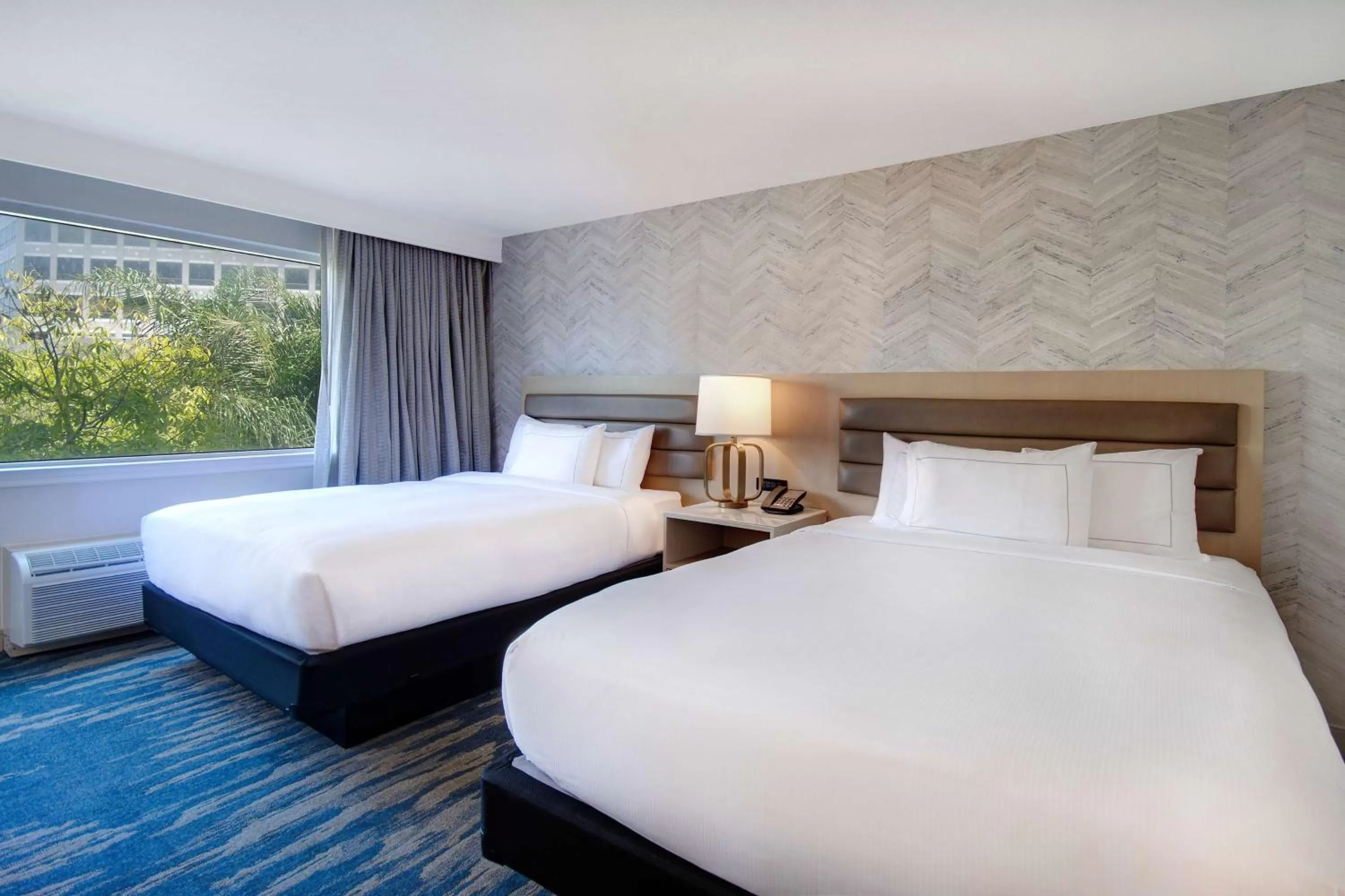 Queen Room with Two Queen Beds and Walk-In Shower - Hearing Accessible in DoubleTree by Hilton LAX - El Segundo