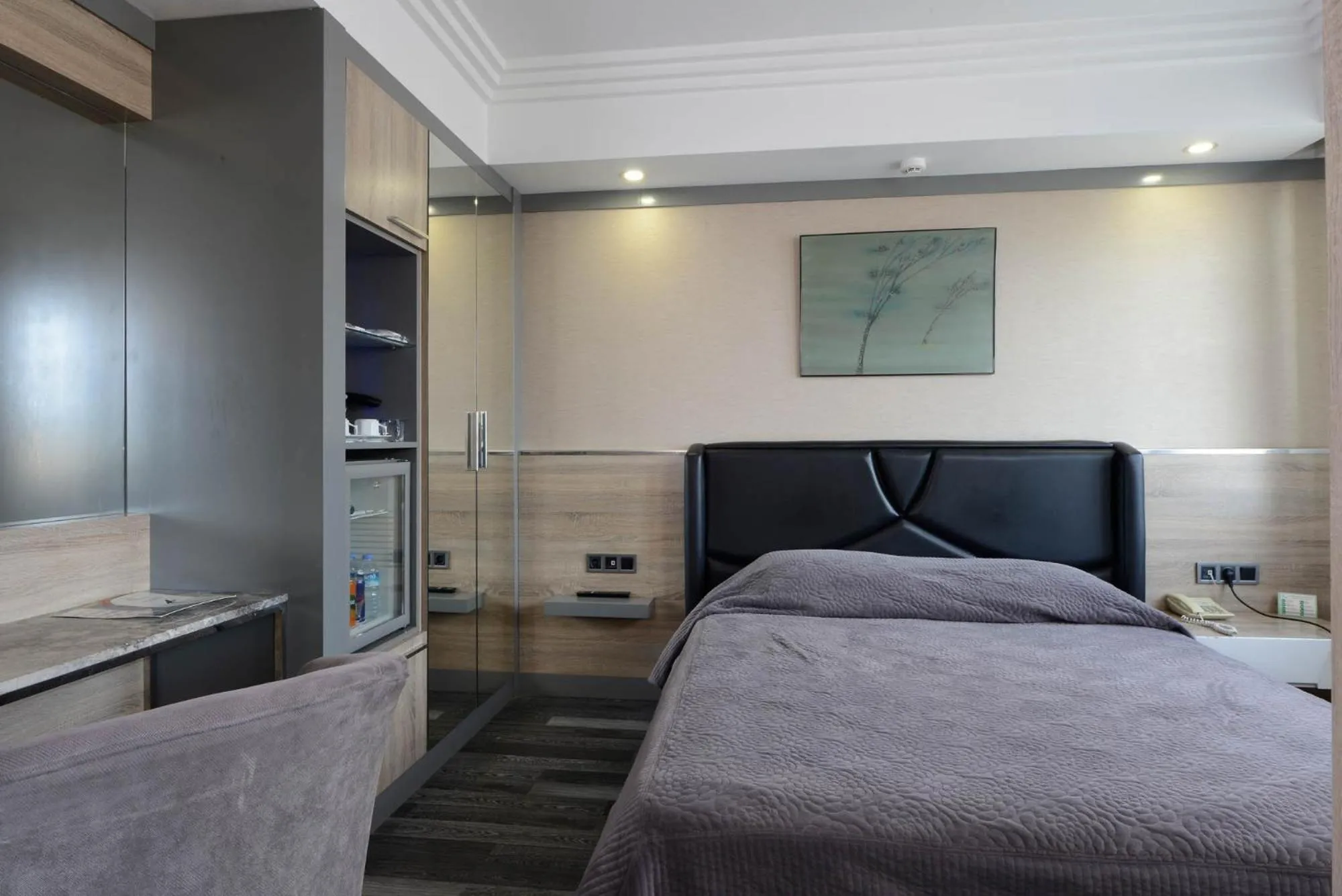 Standard Single Room in Hotel Marla