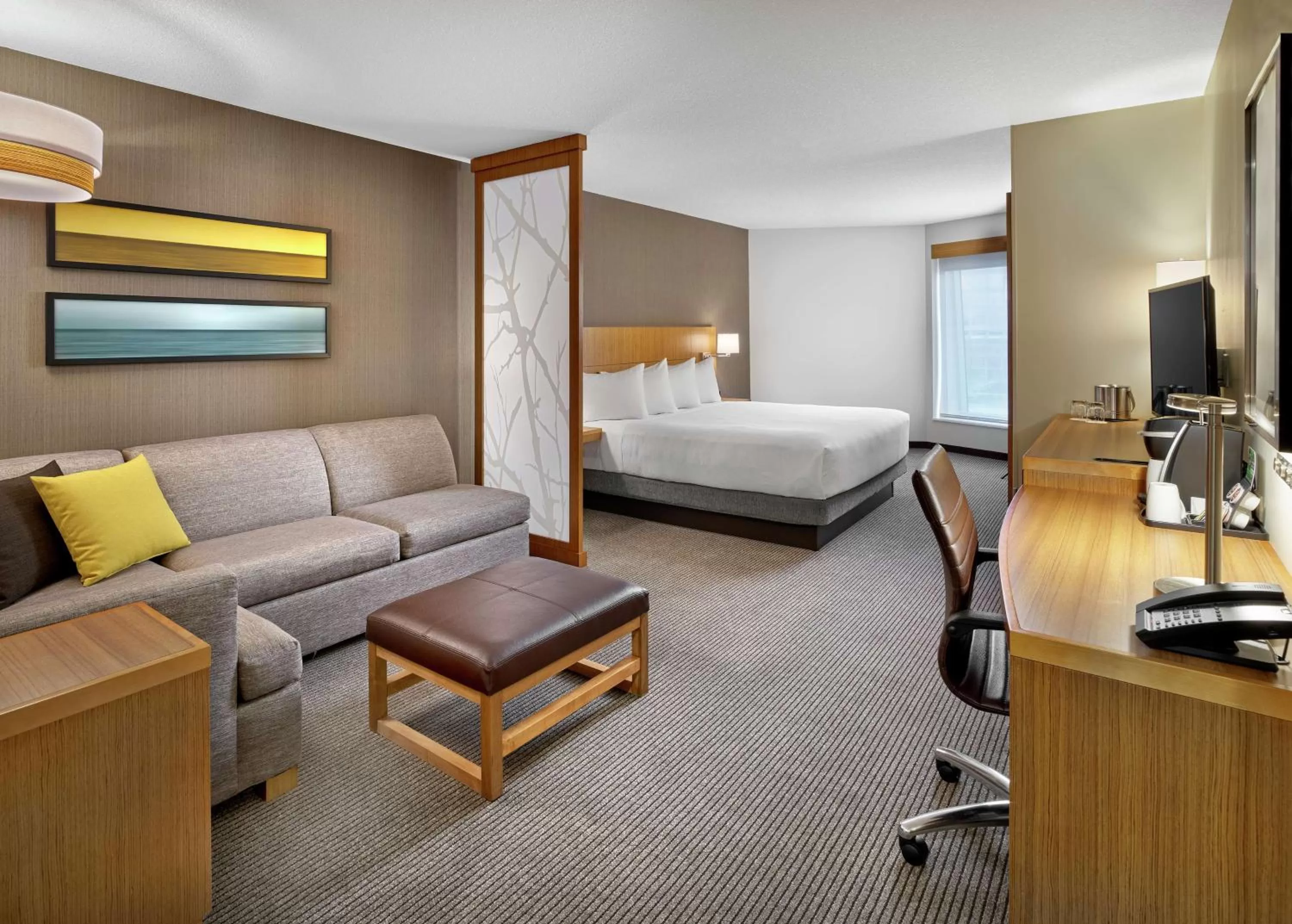 King Room with Sofa Bed - Non-Smoking in DoubleTree by Hilton Edmonton Downtown