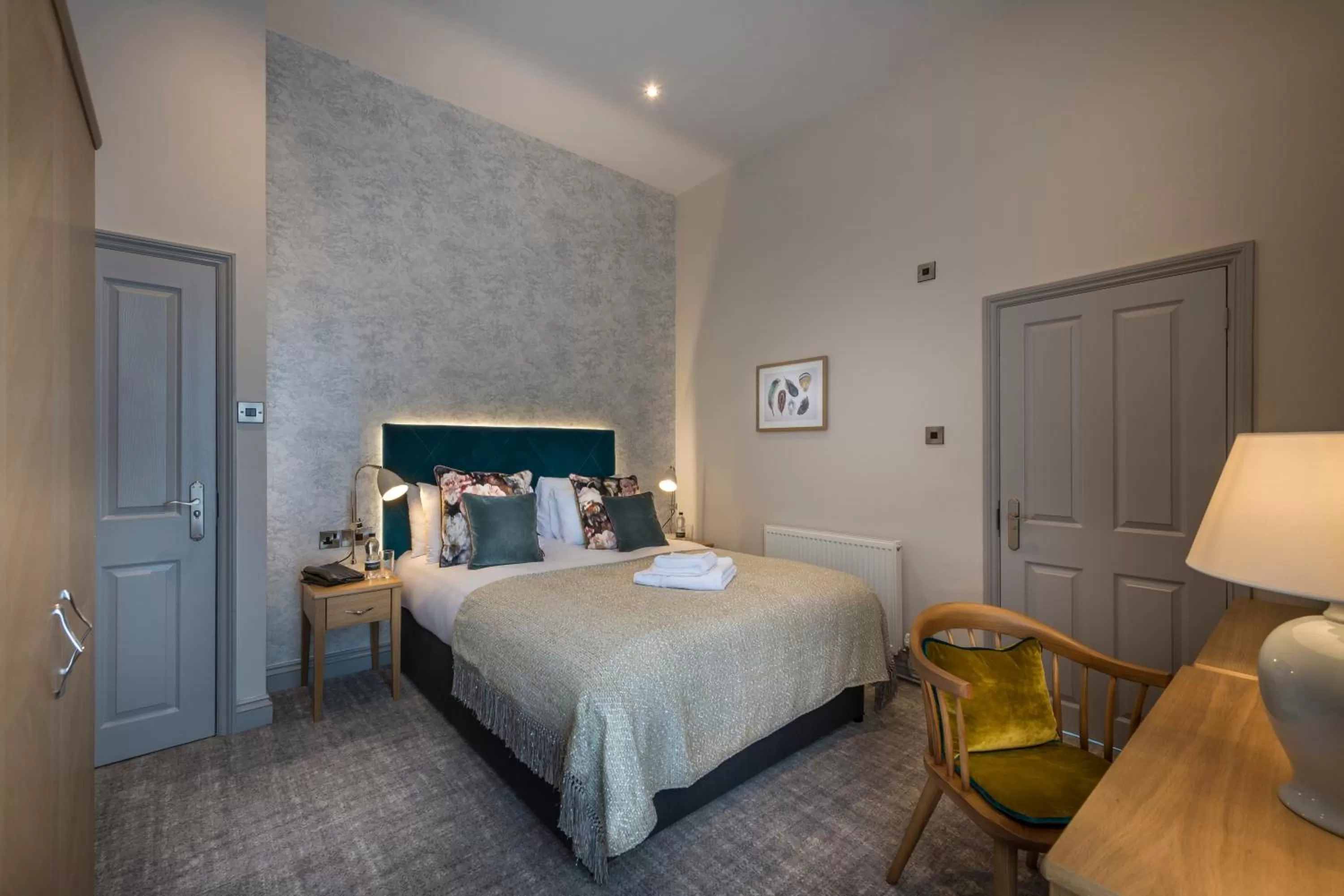 Standard Double Room in The Three Swans Hotel, Hungerford, Berkshire - The Coaching Inn Group