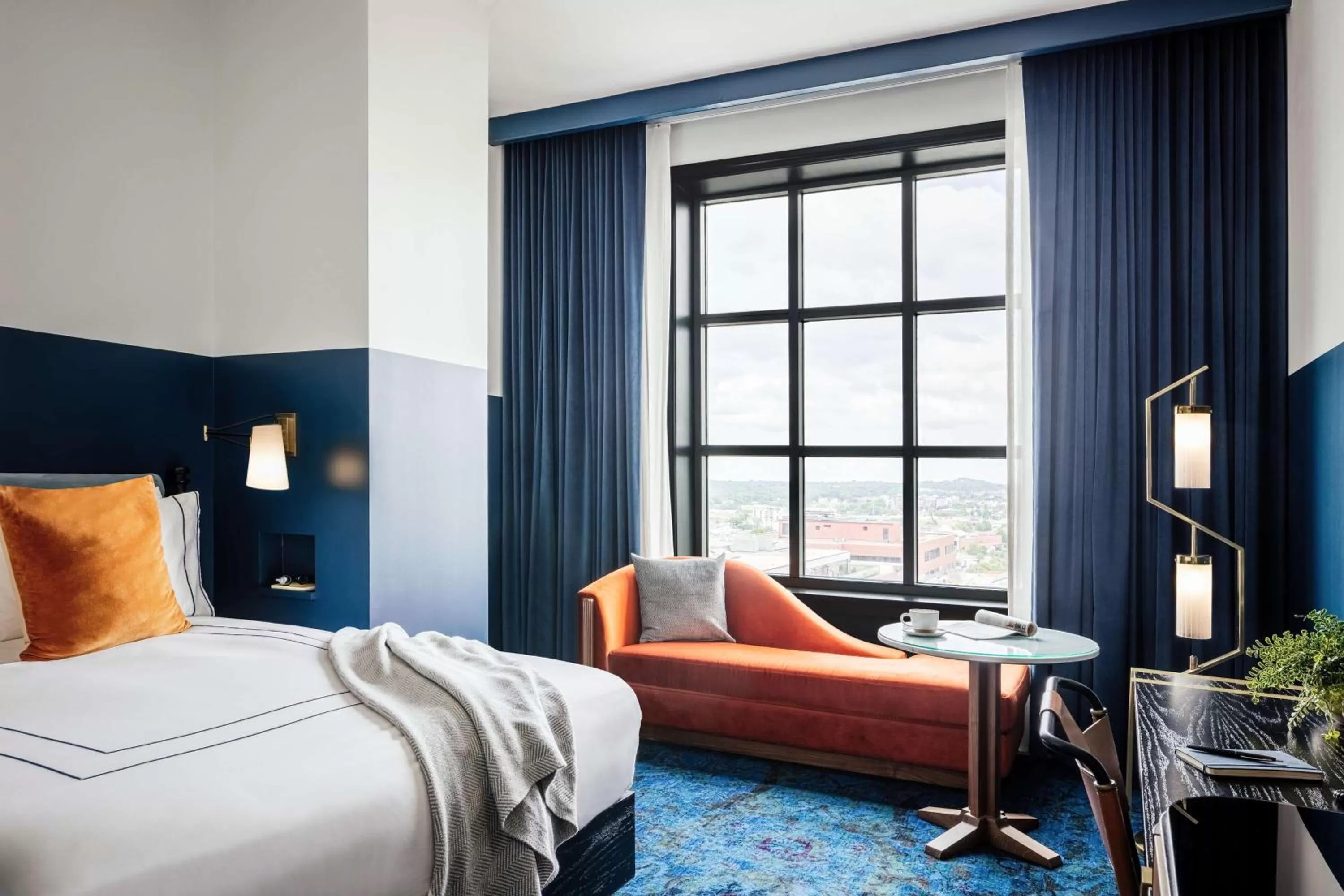 Queen Room Silver in Dream Nashville, by Hyatt