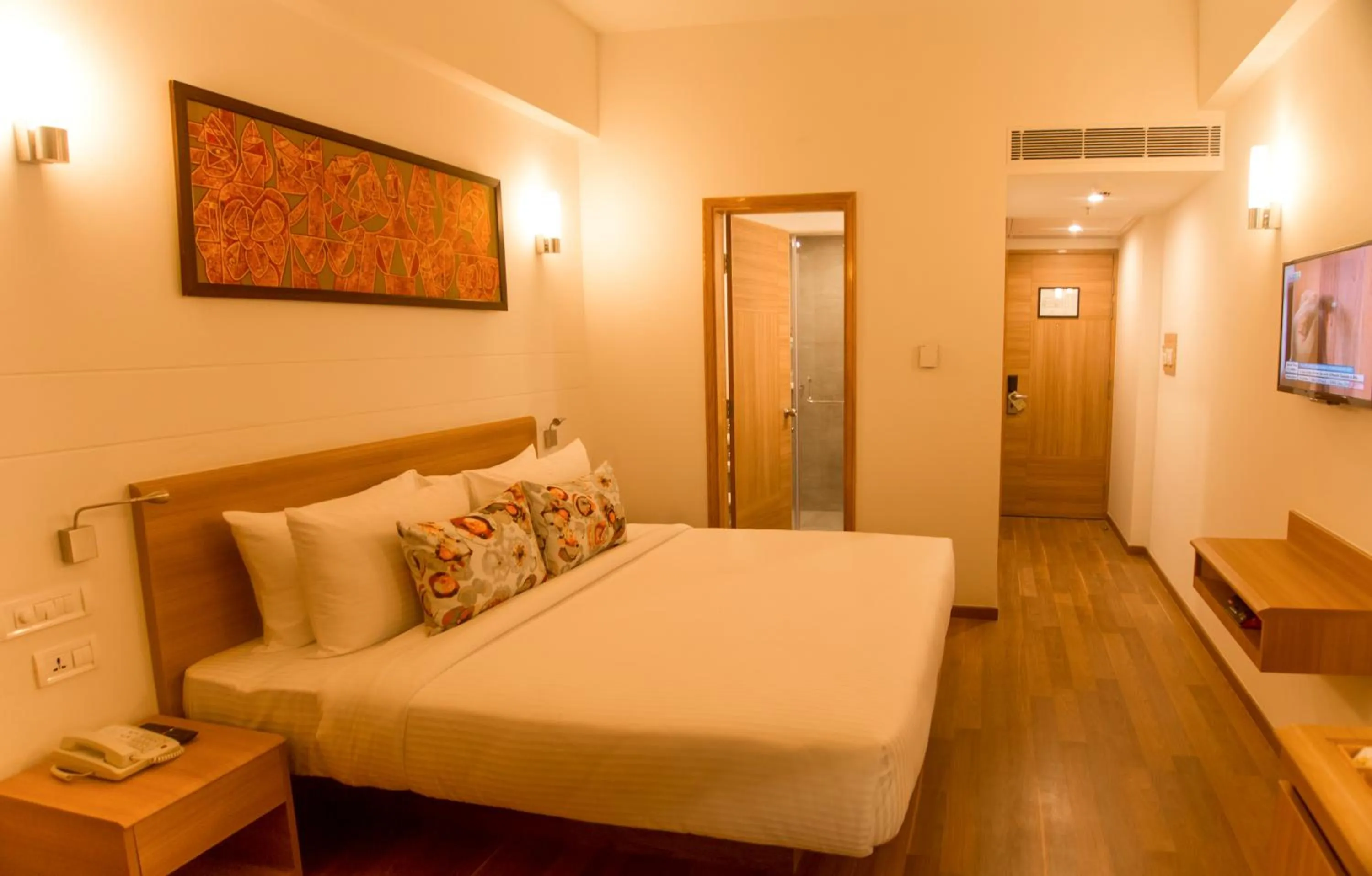 Business Double Room  - single occupancy in Lemon Tree Hotel, Sector 60, Gurugram