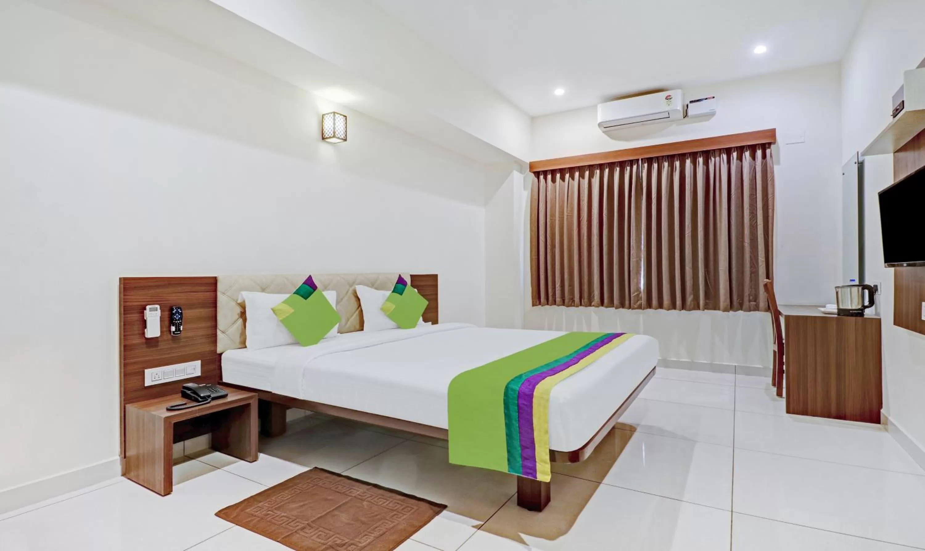 Standard Room - single occupancy in Treebo RJ Residency