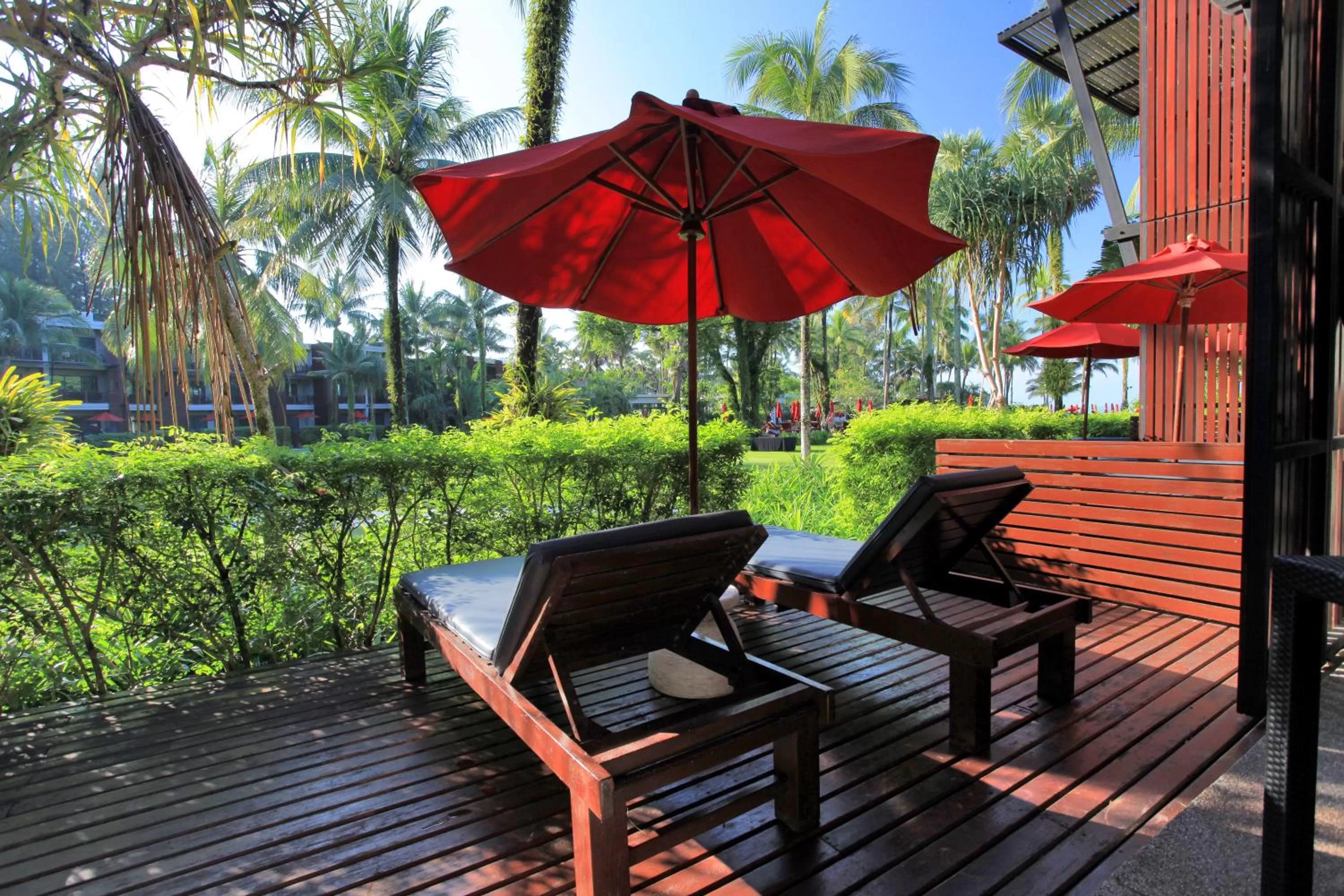 Deluxe Lanai Twin Room in Ramada Resort by Wyndham Khao Lak