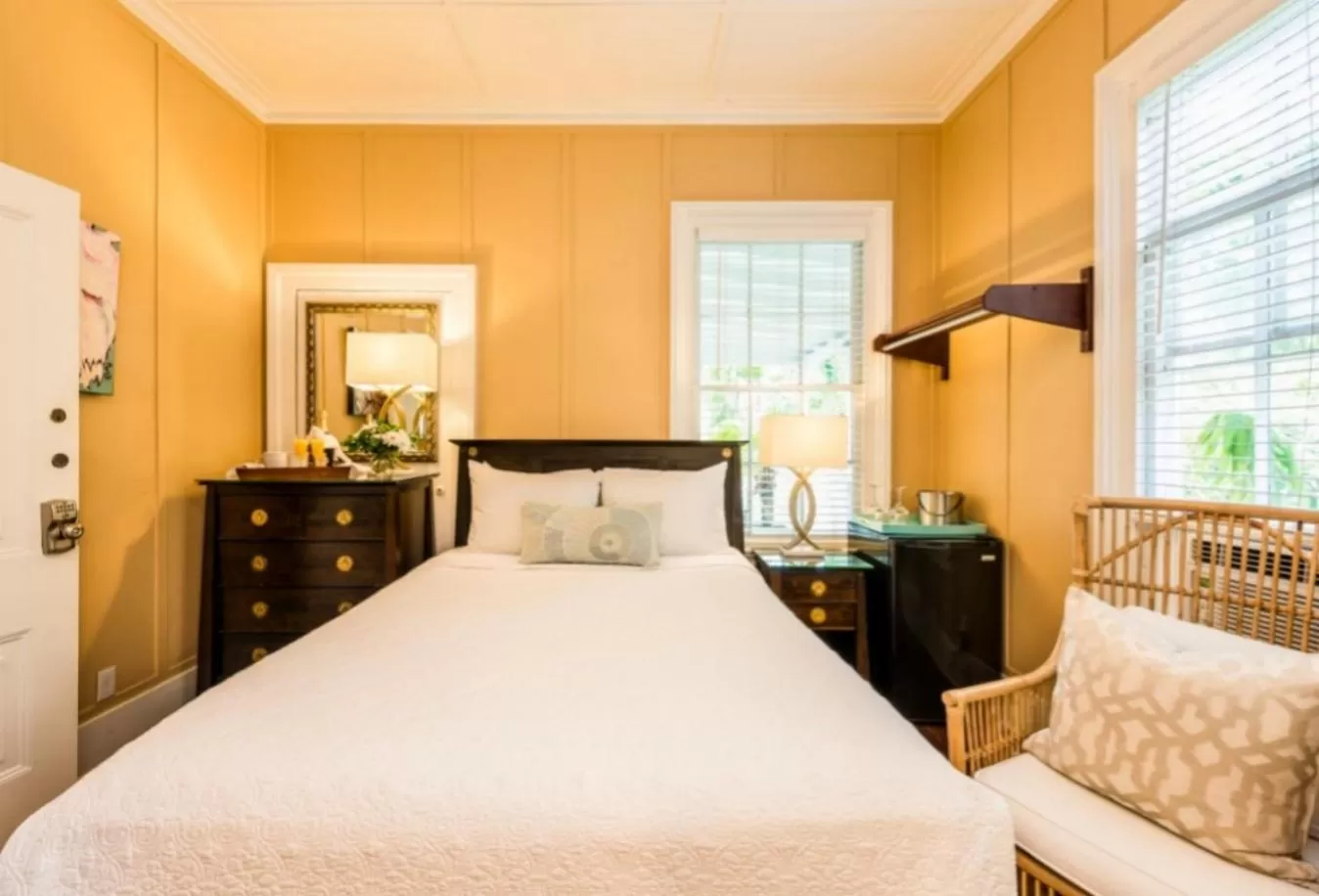 Queen William Room in Old Town Manor