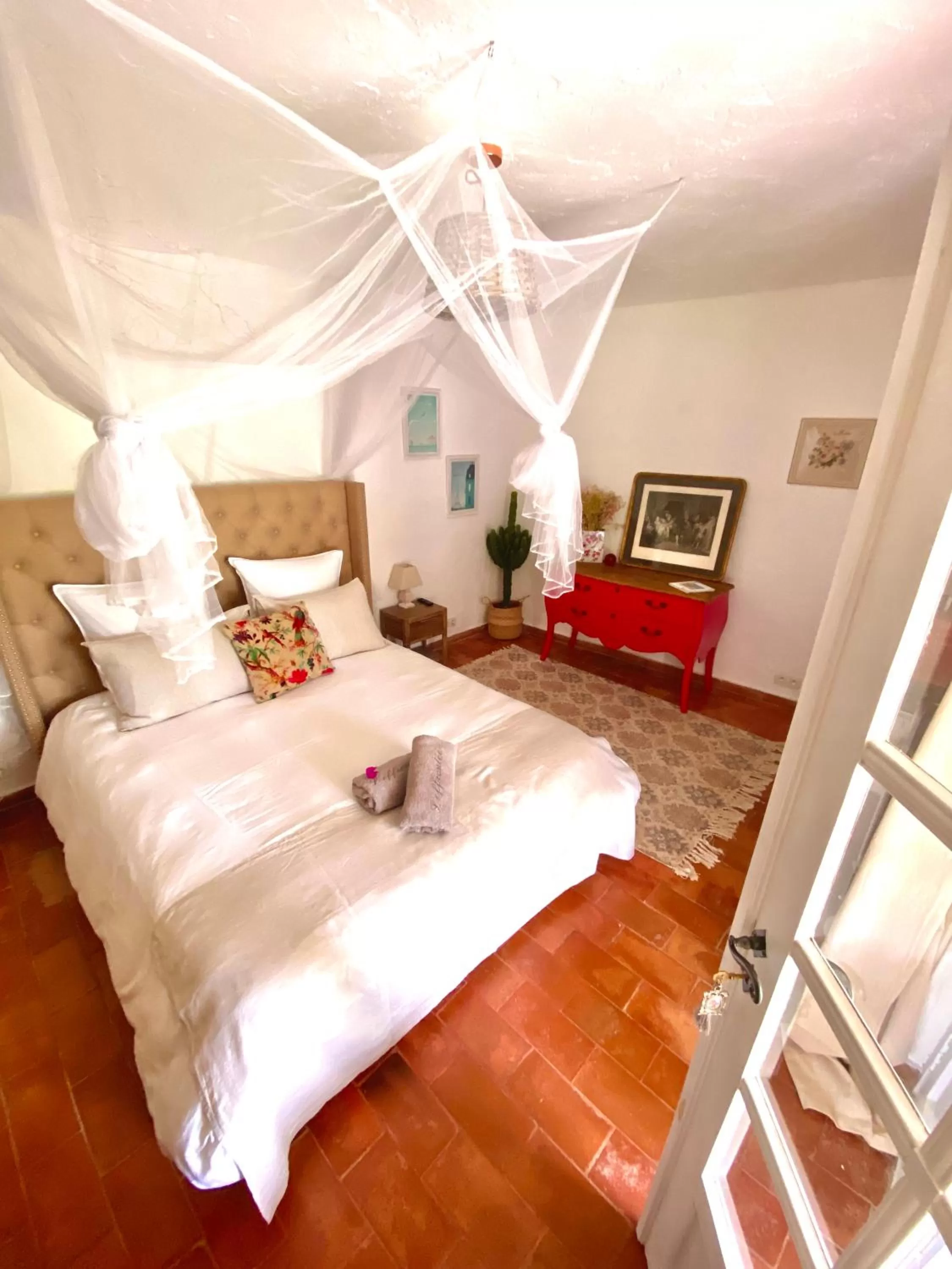 Deluxe Double Room in L'Effrontée