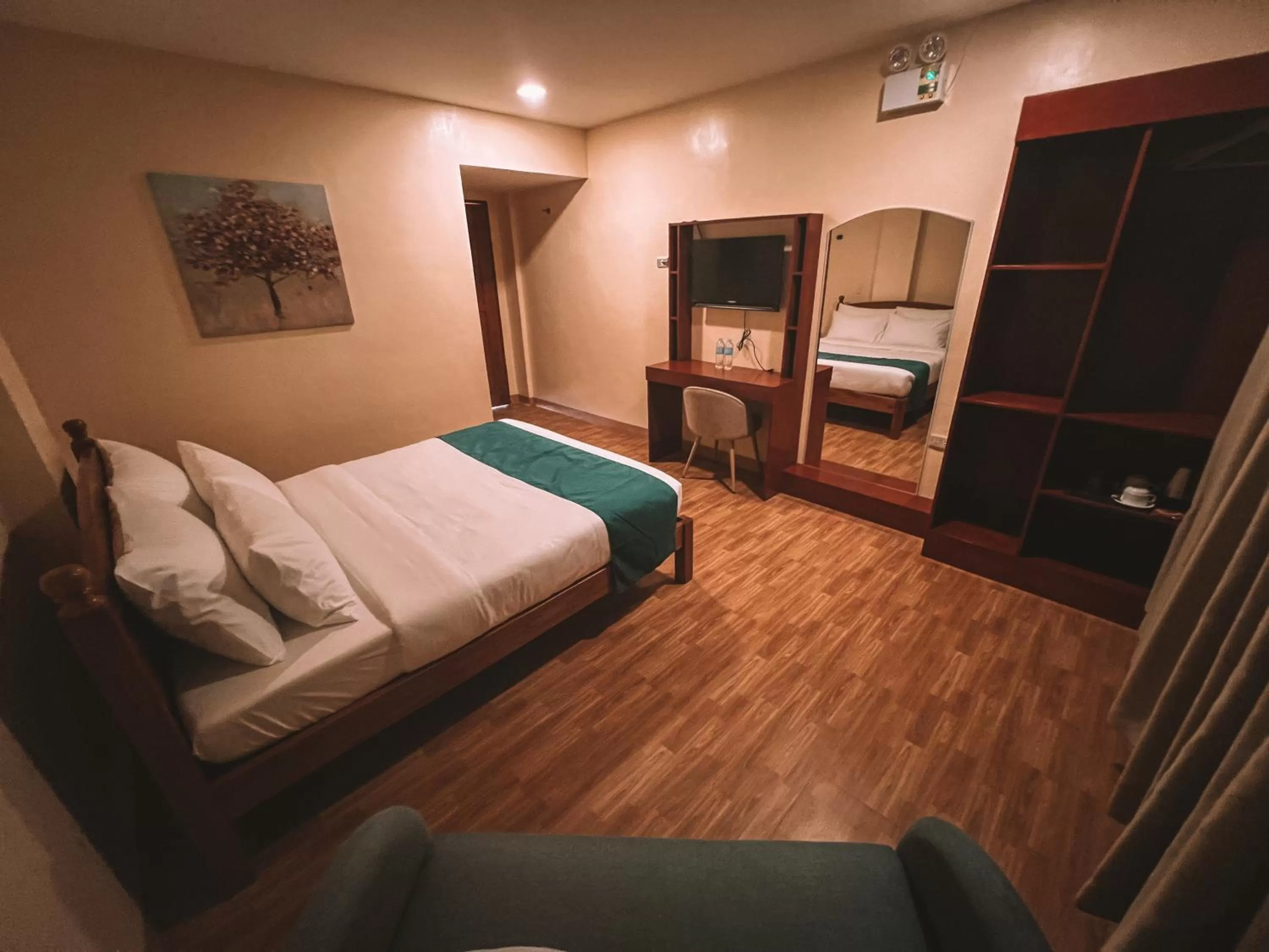 Superior Queen Room in Rufana Suites