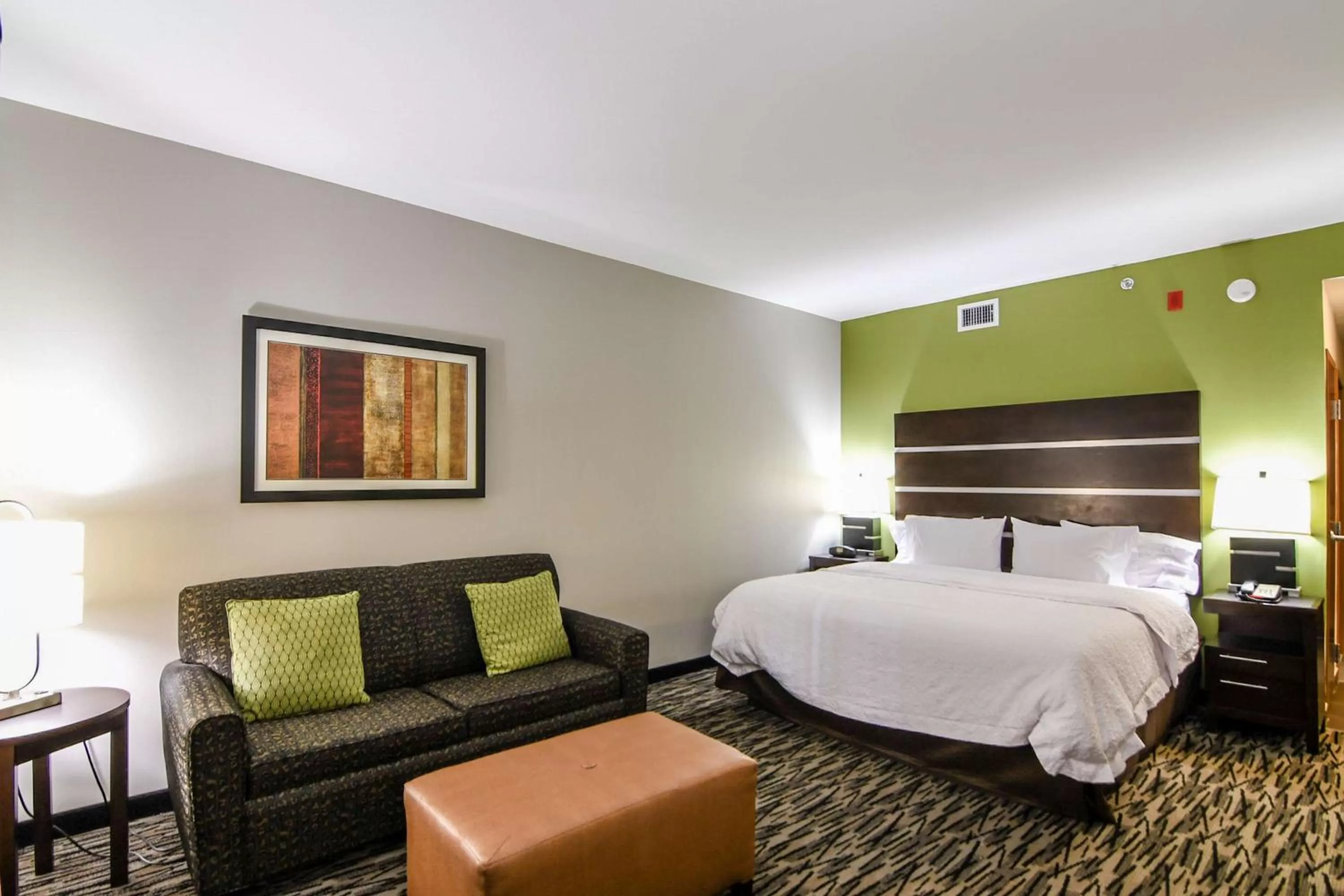 King Room with Sofa Bed - Non-Smoking in Hampton Inn Foley